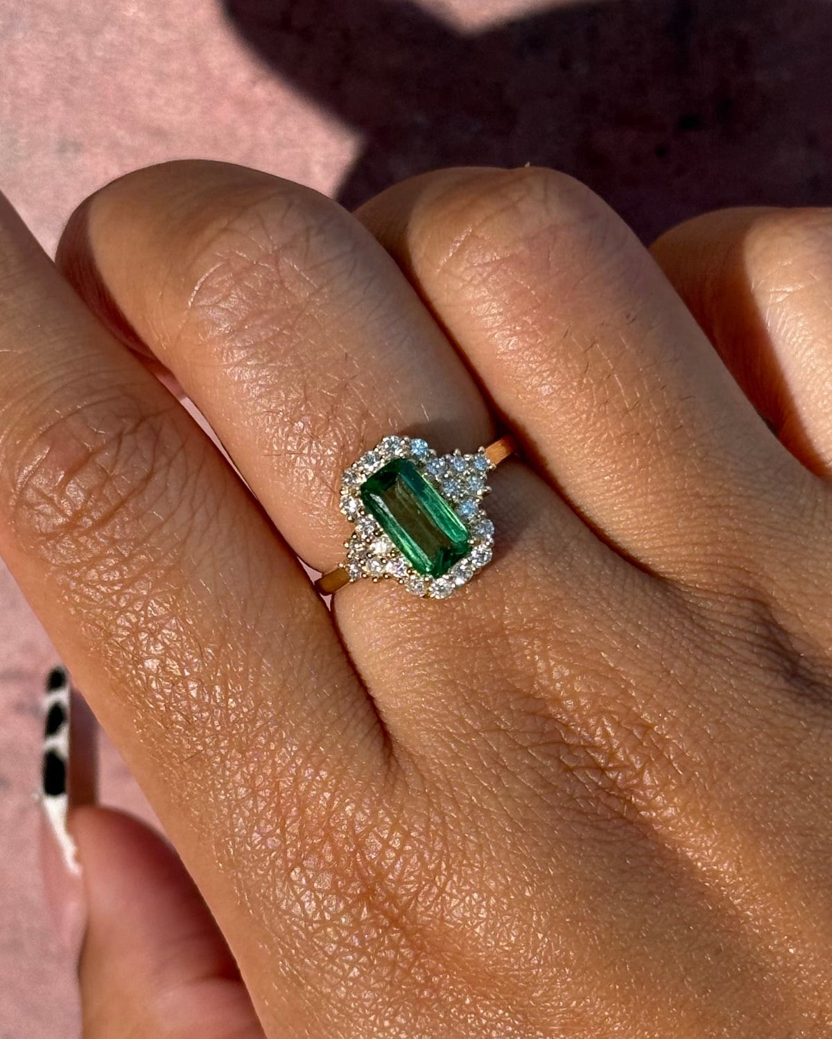 Bague Style Art-déco Grenat Tsavorite 1.41 carat & Diamants "Nérine" - Elliade Paris