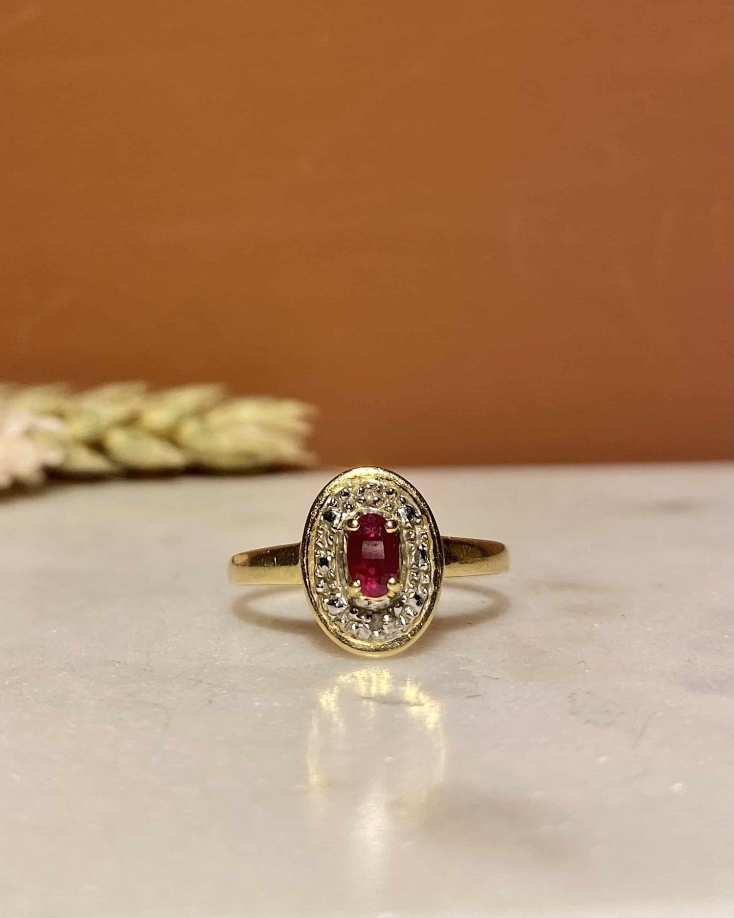 Bague Style Art - Déco Marguerite Rubis et Diamants "Janelle" - Elliade Paris