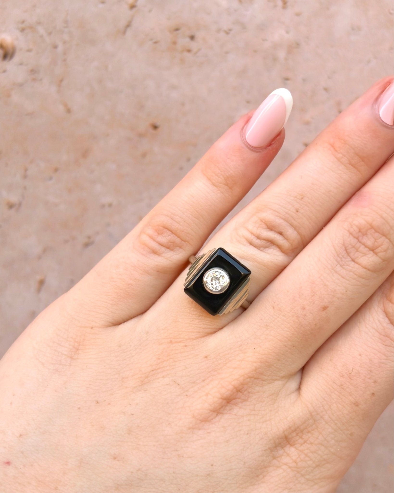 Bague Style Art - Déco Onyx & Diamant "Elisa" - Elliade Paris