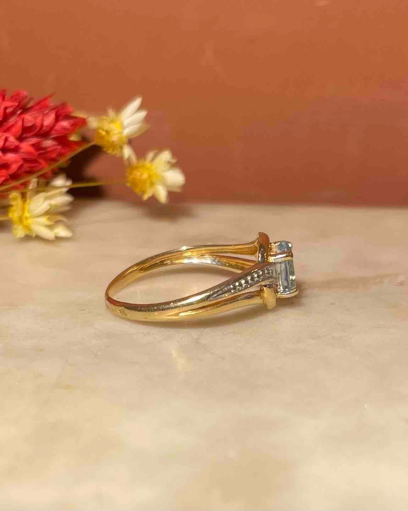 Anillo "Diya" de topacio estilo Art Déco