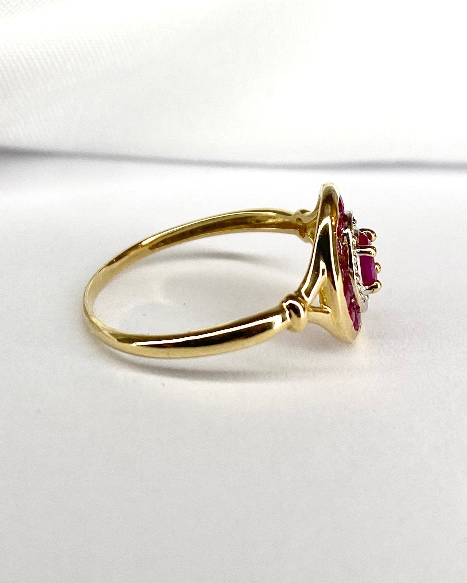 Bague Style Art Déco Rubis 0.52 carat "Elena" - Elliade Paris