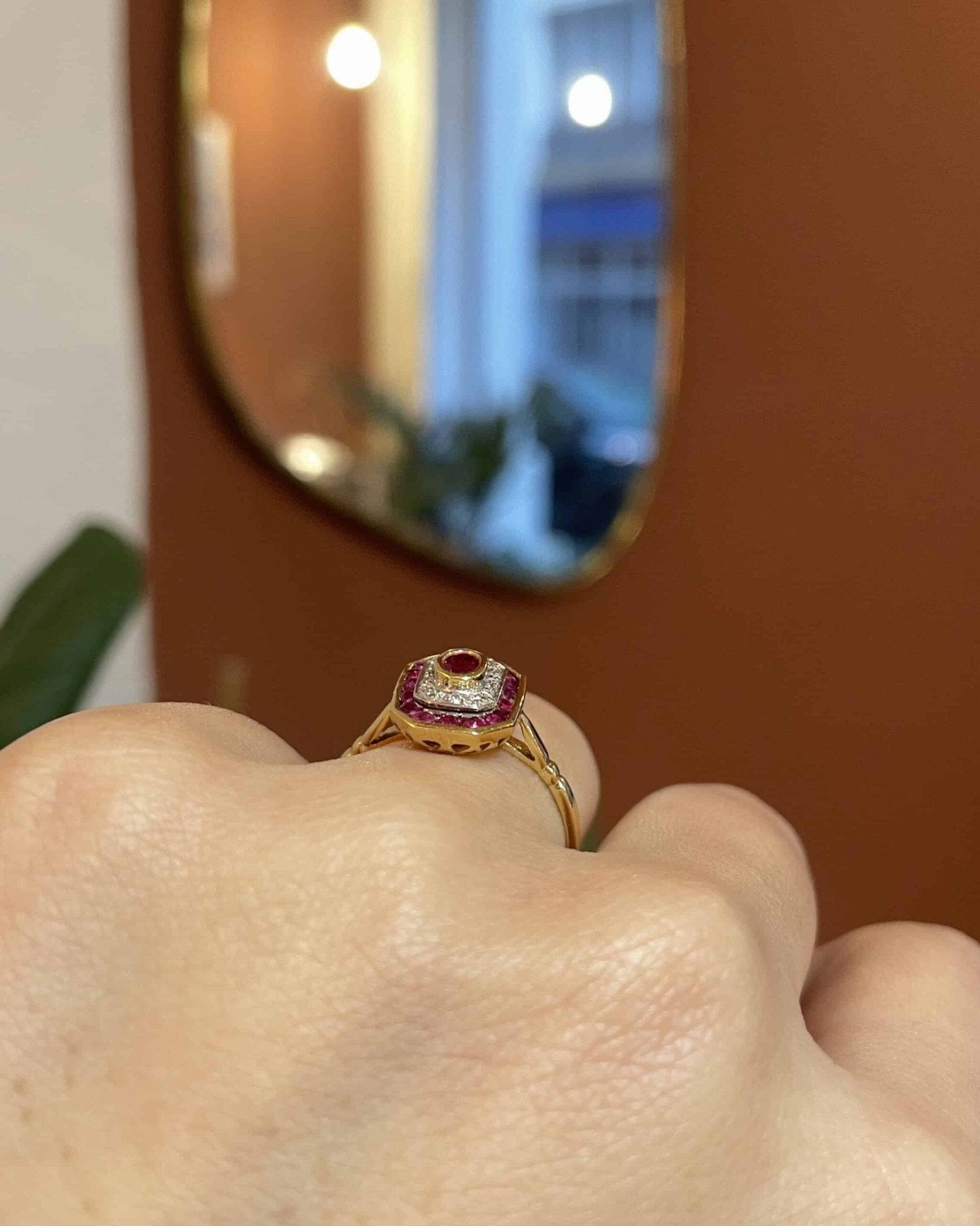 Bague style Art - déco Rubis & Diamants "Justinia" - Elliade Paris