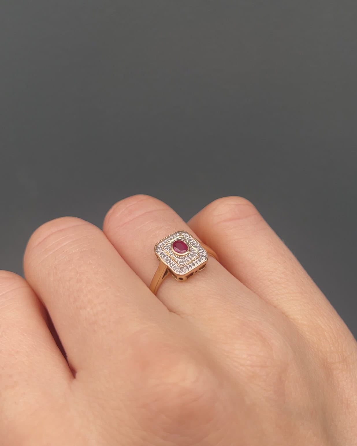 Bague Style Art - Déco Rubis et Diamants "Fériel" - Elliade Paris