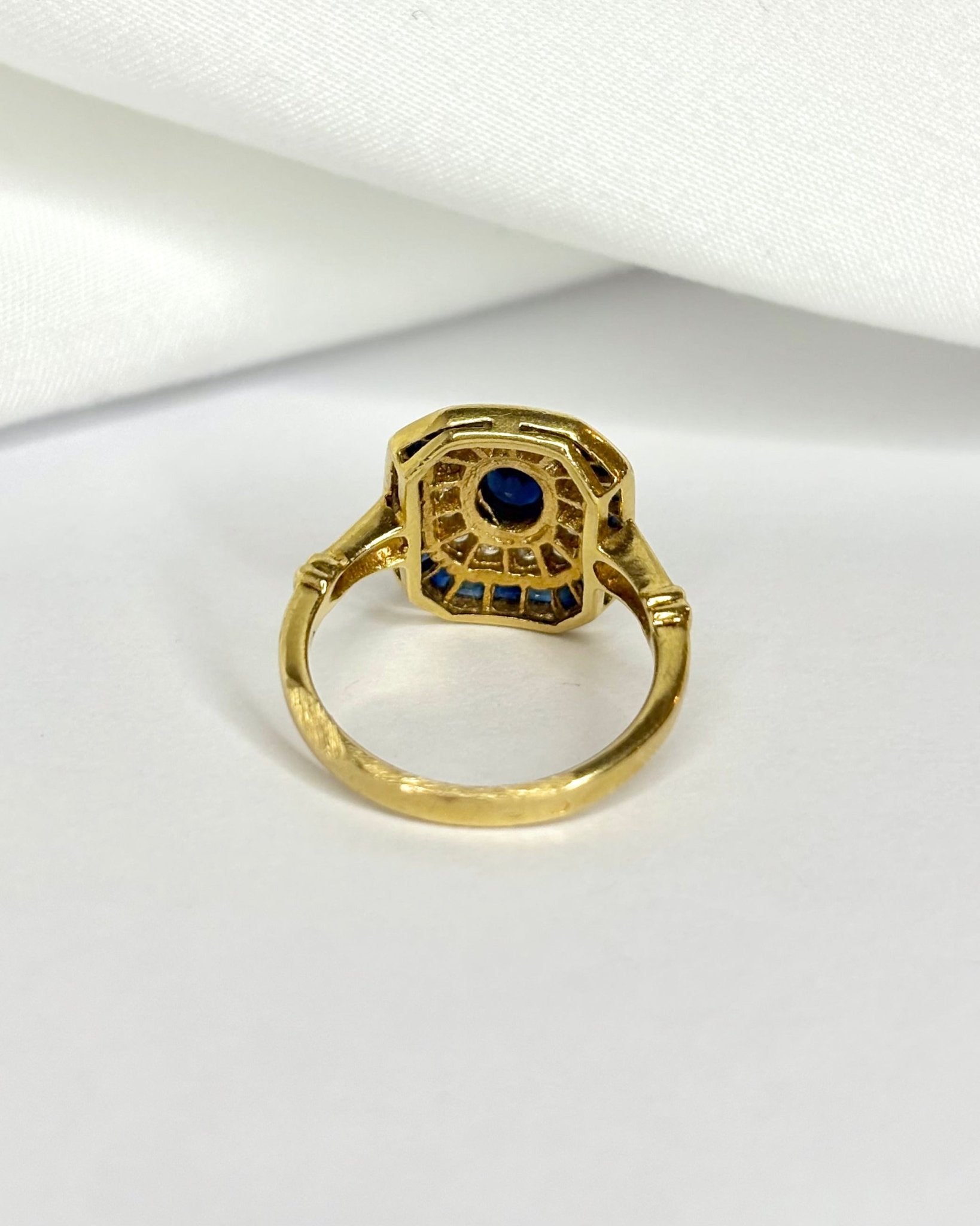 Bague Style Art Deco Saphirs 0.81 carat & Diamants "Tricia" - Elliade Paris