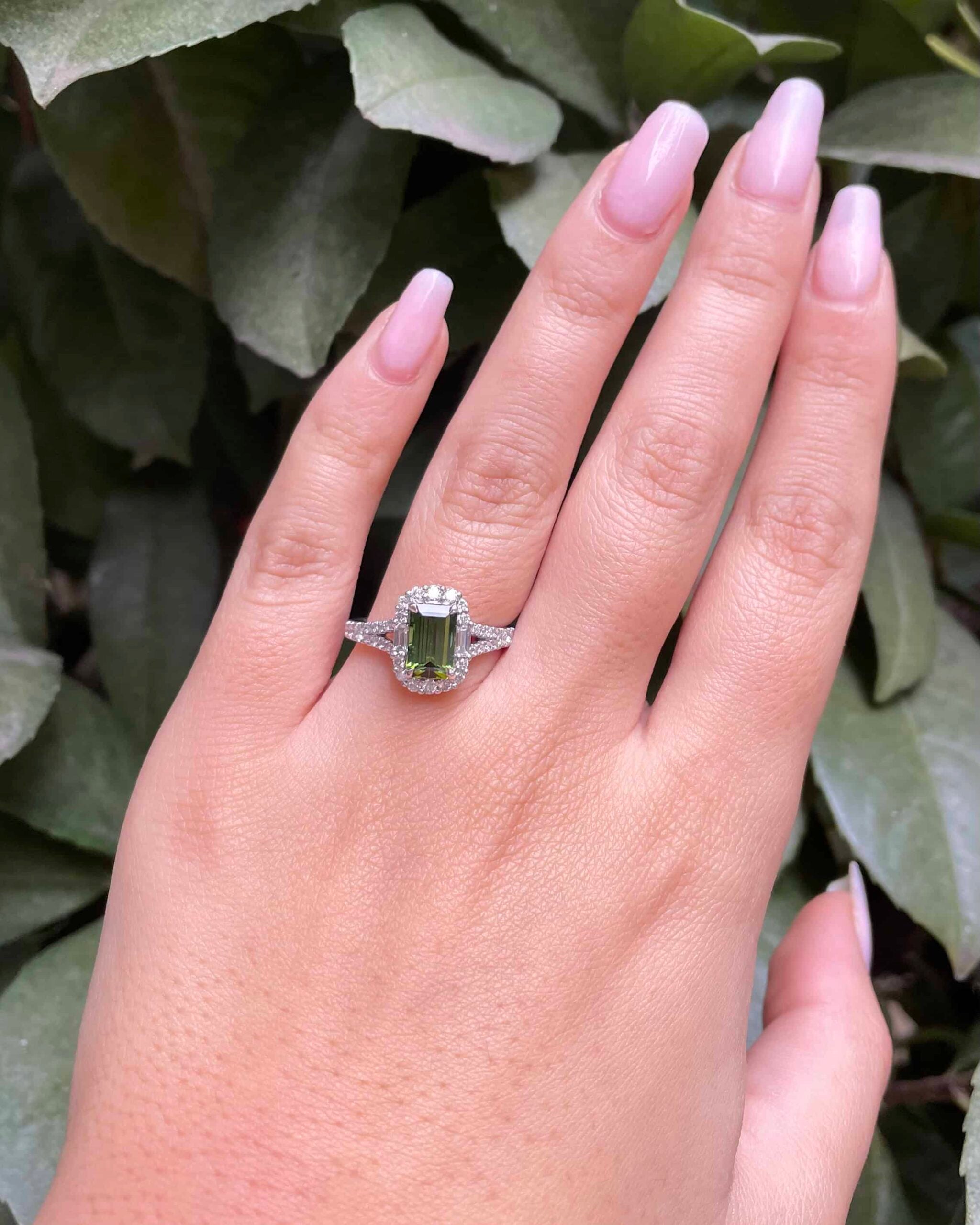 Bague Style Art-Déco Tourmaline 1.47 carat & 42 Diamants "Valeria"