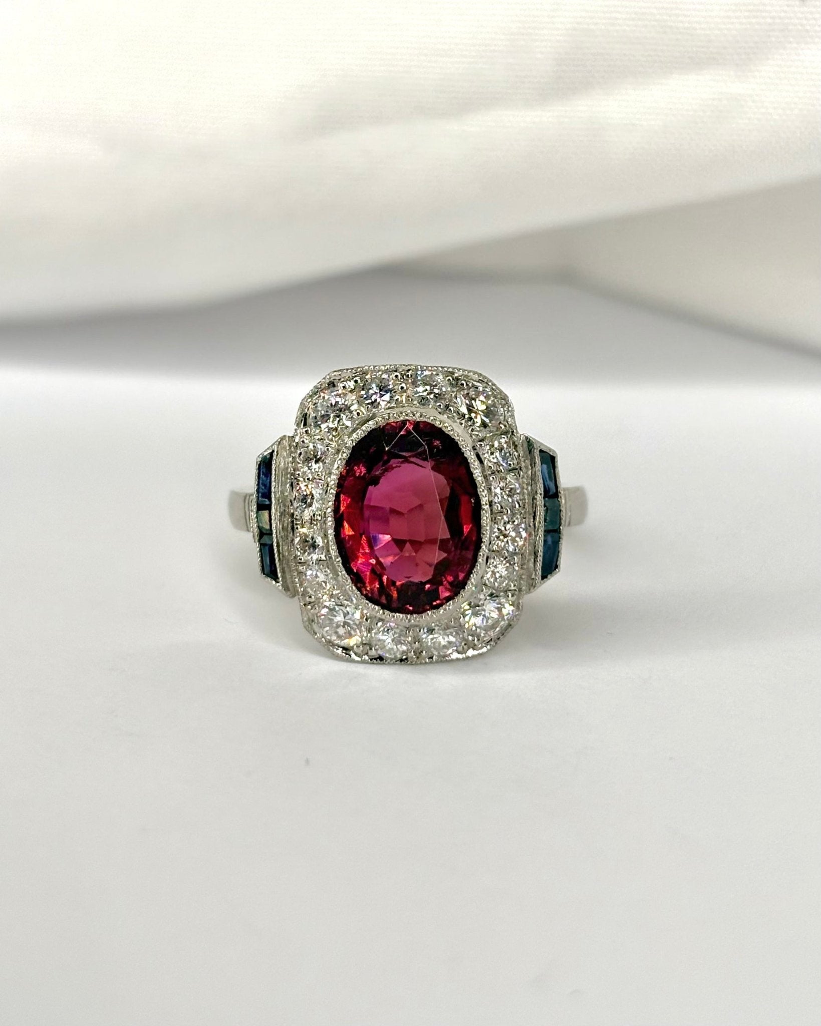 Bague Style Art déco Tourmaline 2.30 carats & Diamants & Saphirs "Théa" - Elliade Paris