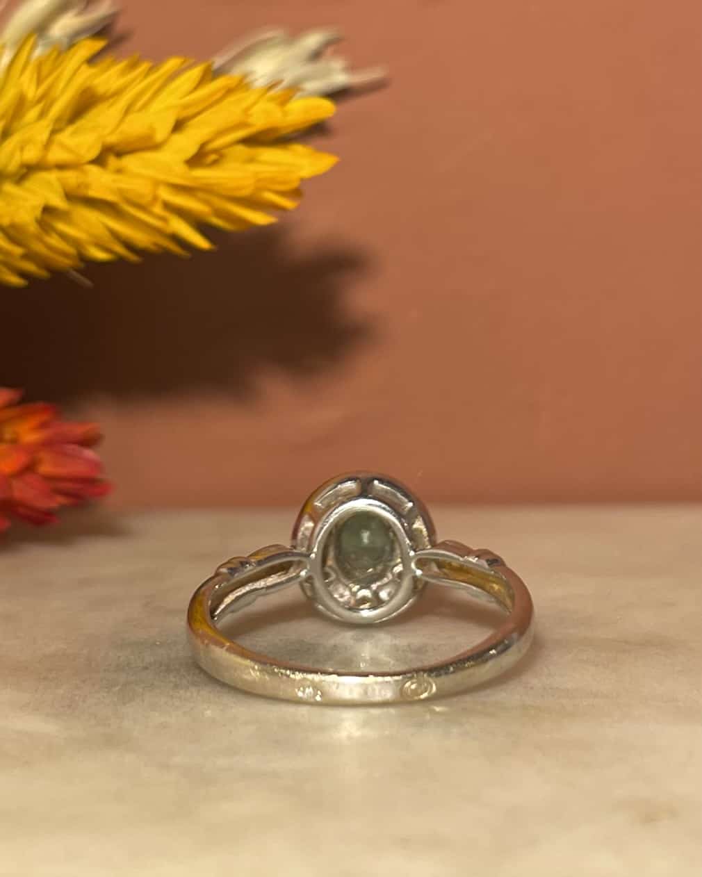 Art Deco Style Emerald & Diamond Ring "Renée"