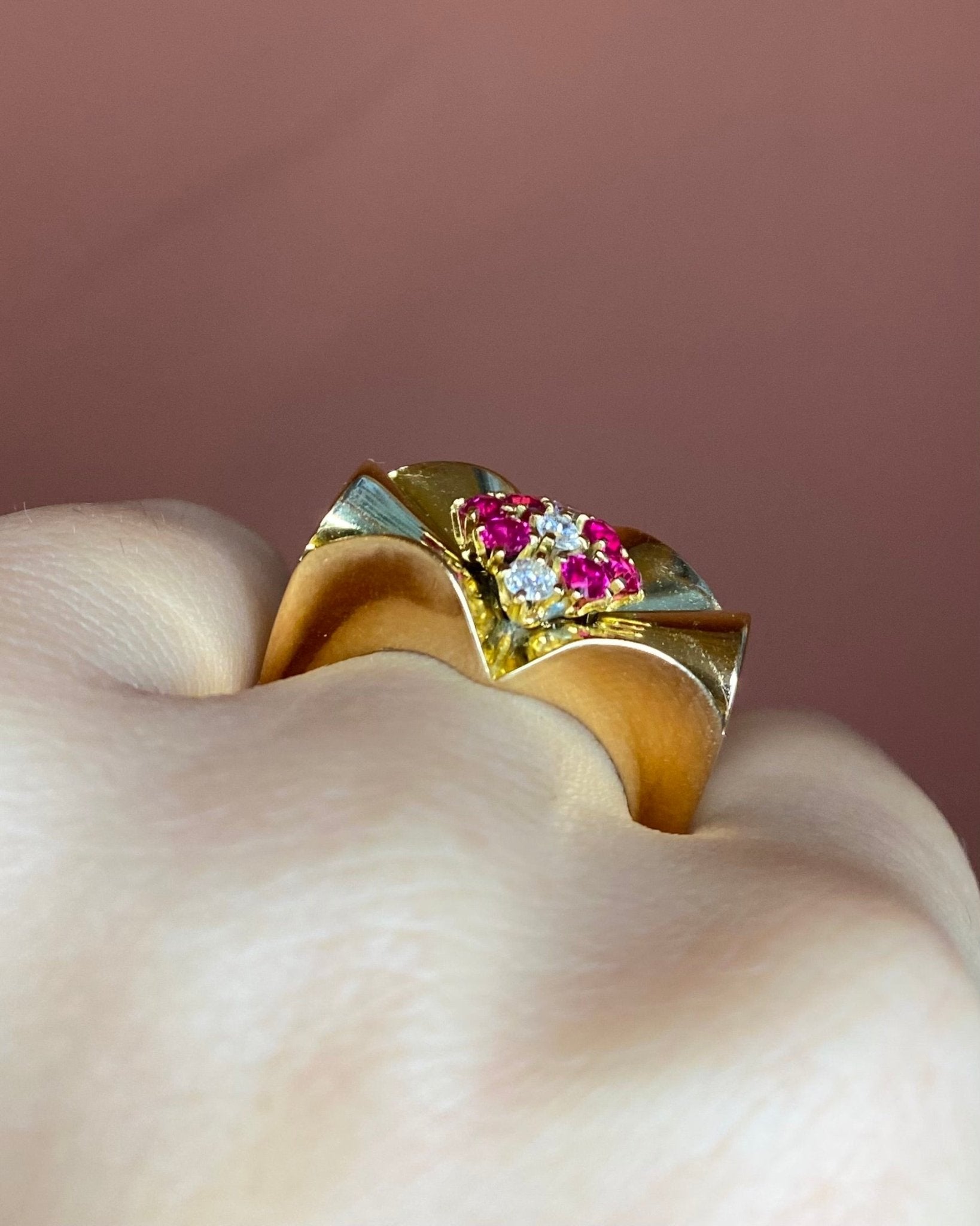 Bague Tank 3 Diamants & Or Jaune 9.3 g "Eleni" - Elliade Paris