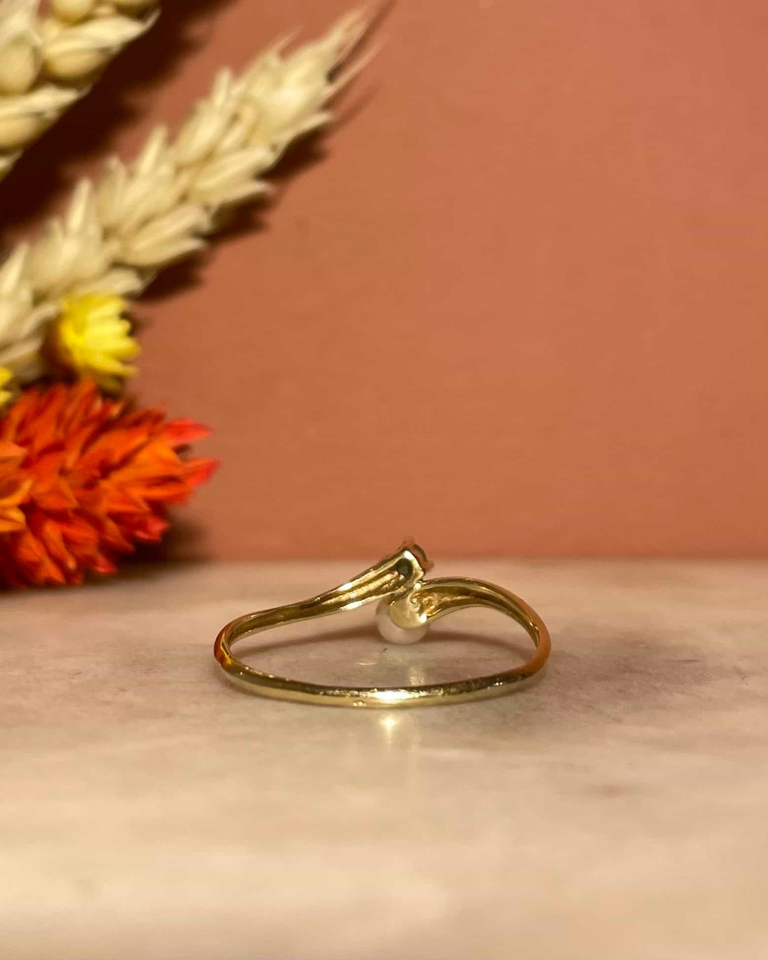 Bague Toi & Moi Perle & Émeraude "Ollia" - Elliade Paris