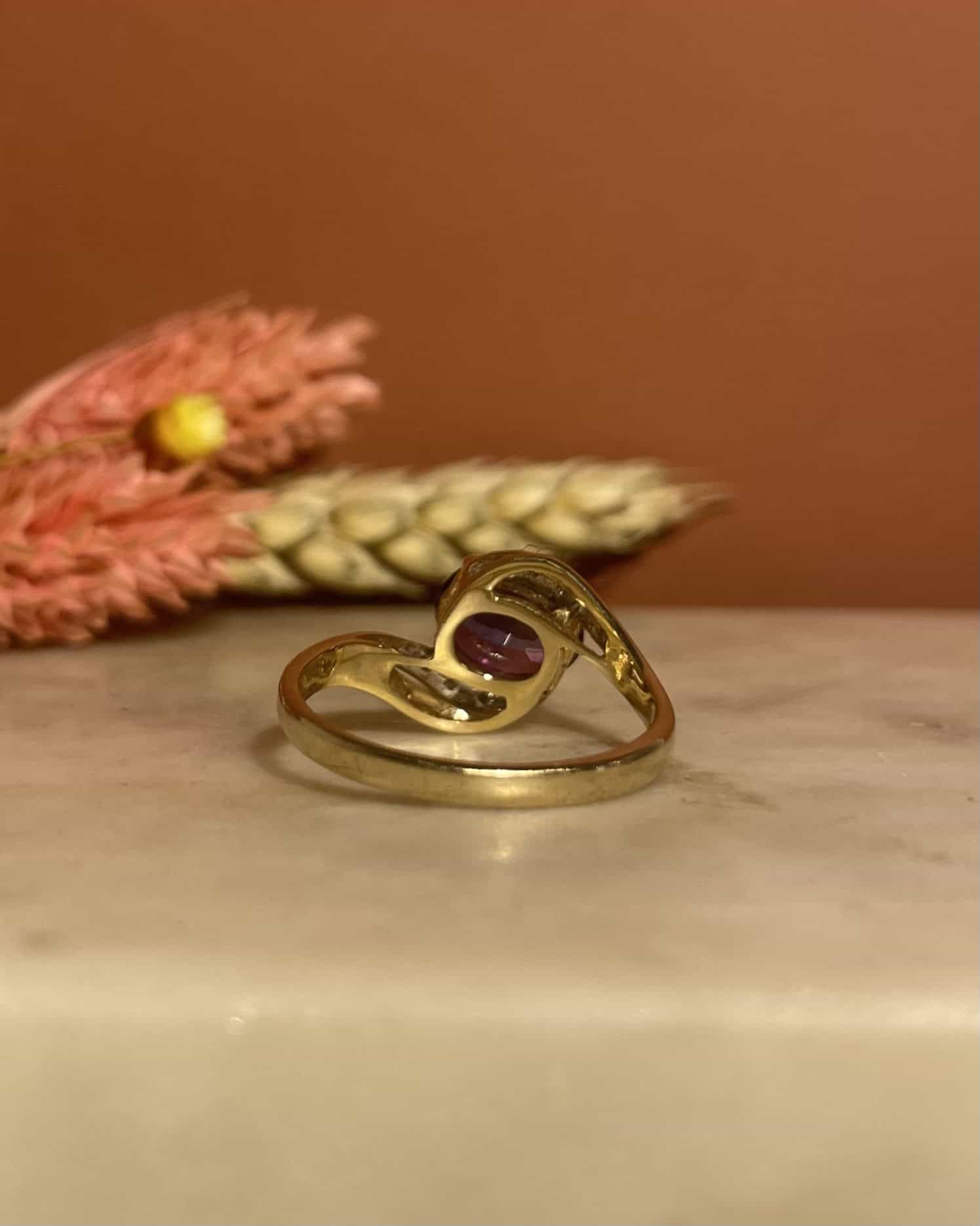 Bague Tourbillon Améthyste 1.75 Carat & 10 Diamants "Amelie" - Elliade Paris