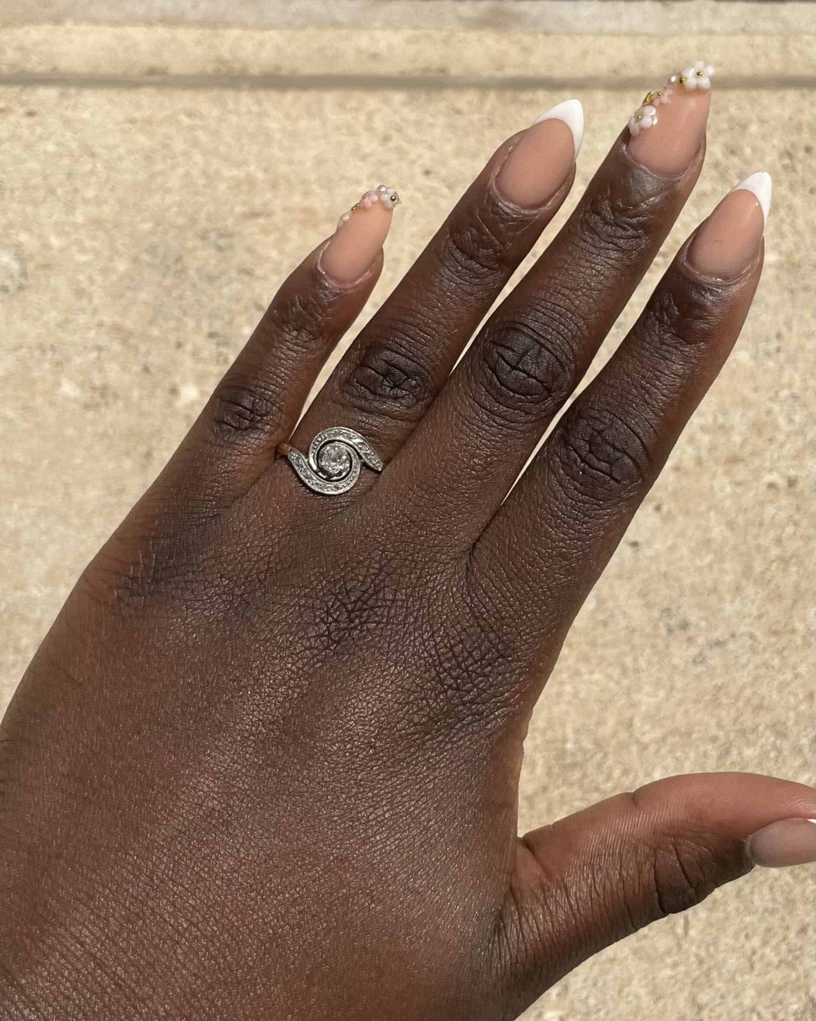 Bague Tourbillon Art - déco 9 Diamants "Mary" - Elliade Paris