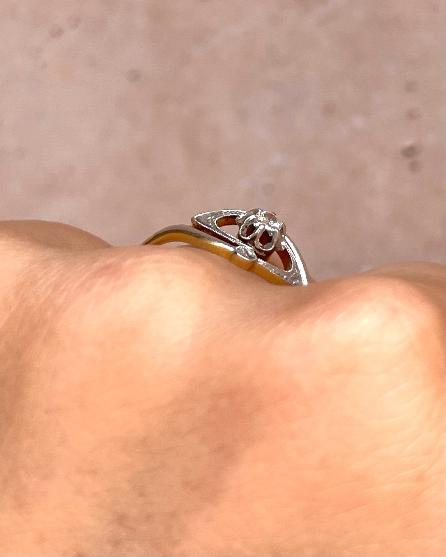Bague Tourbillon Art Déco Diamants "Armande" - Elliade Paris