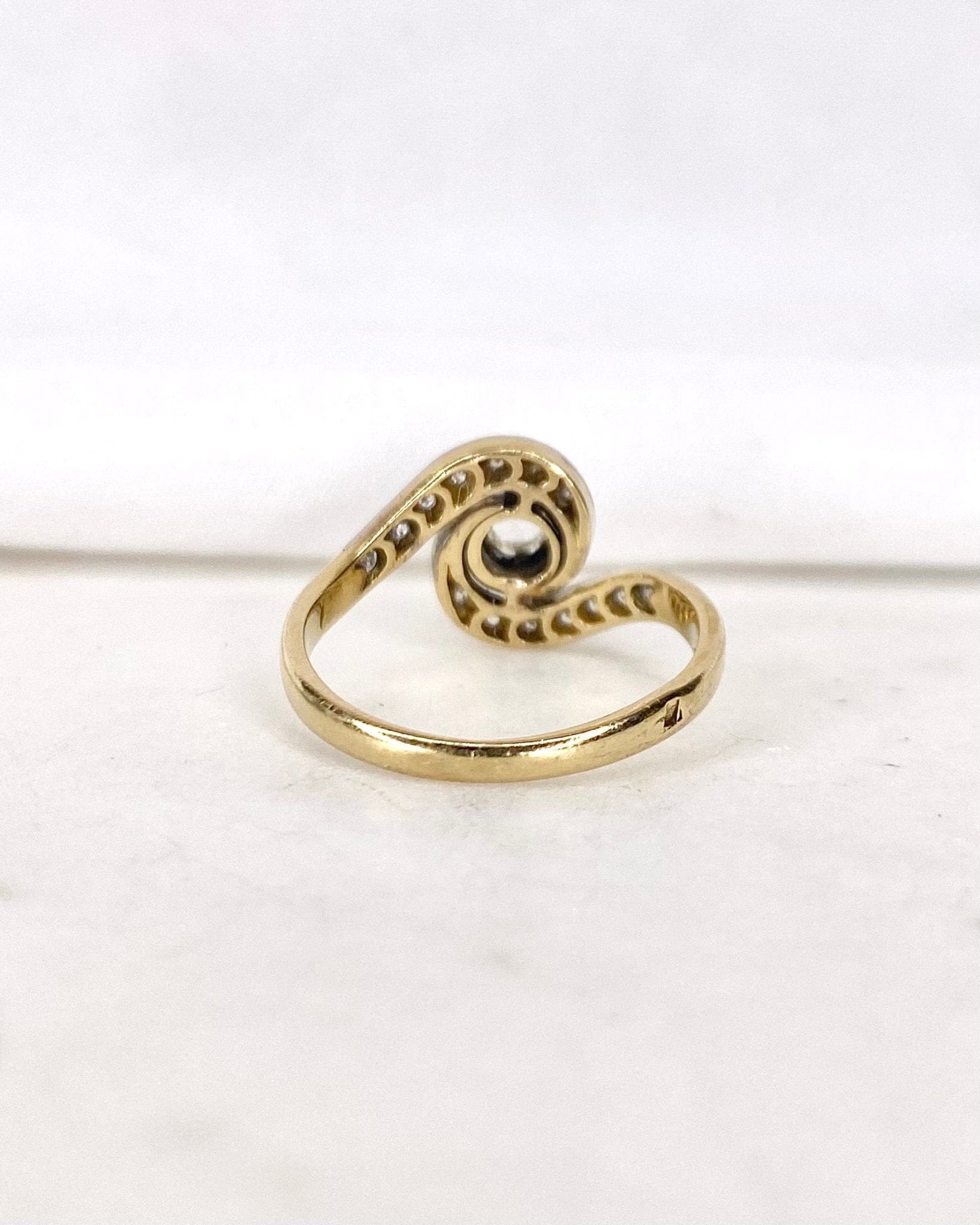 Bague Tourbillon Art Déco Diamants "Éline" - Elliade Paris