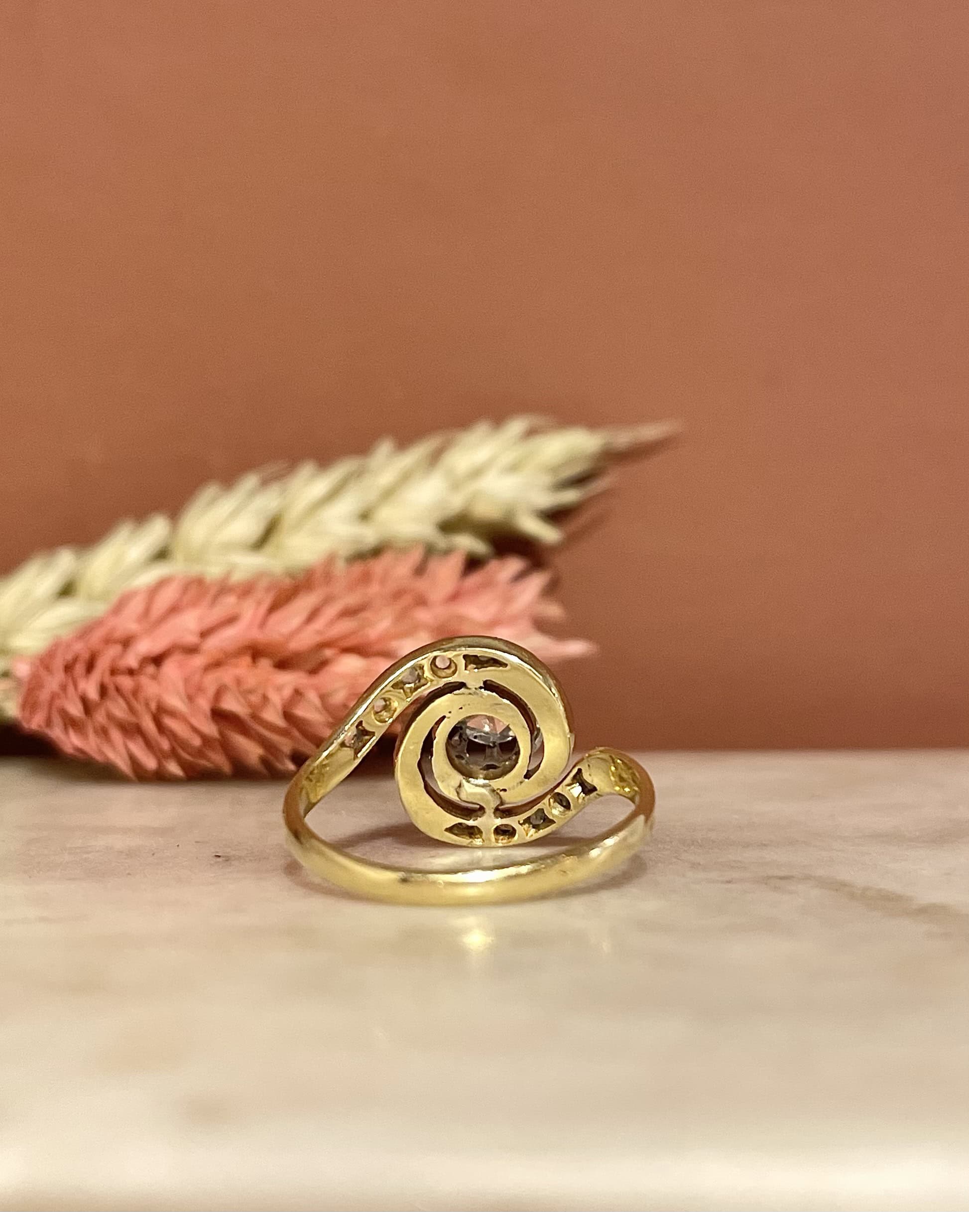 Bague Tourbillon Art-déco Diamants "Crystal"