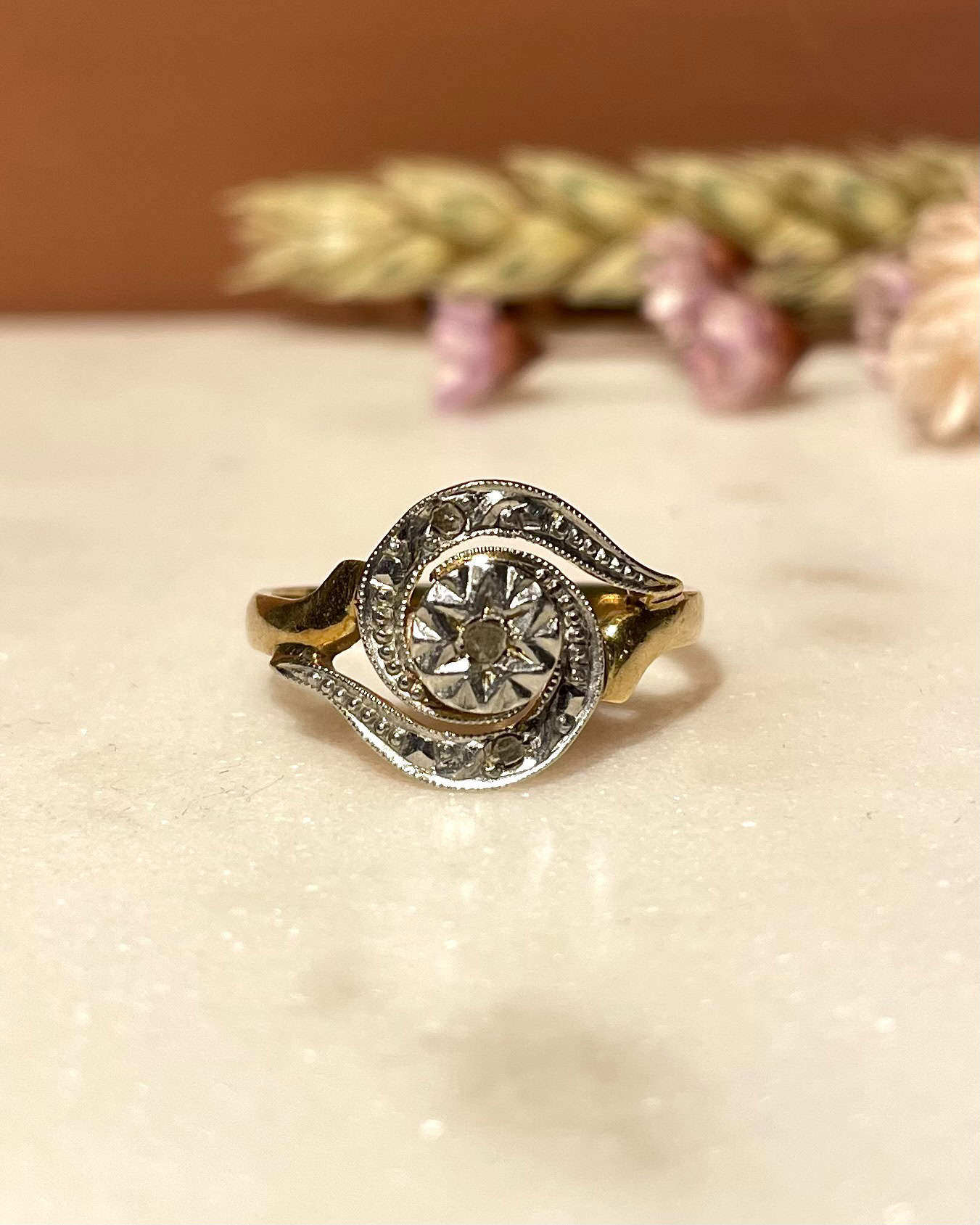 Bague Tourbillon Art-déco Diamants "Gina"