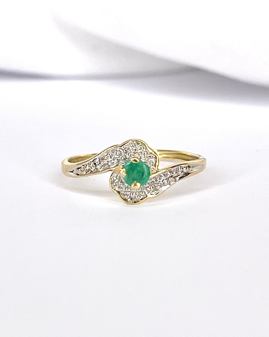 Bague Tourbillon Émeraude "Iseult" - Elliade Paris