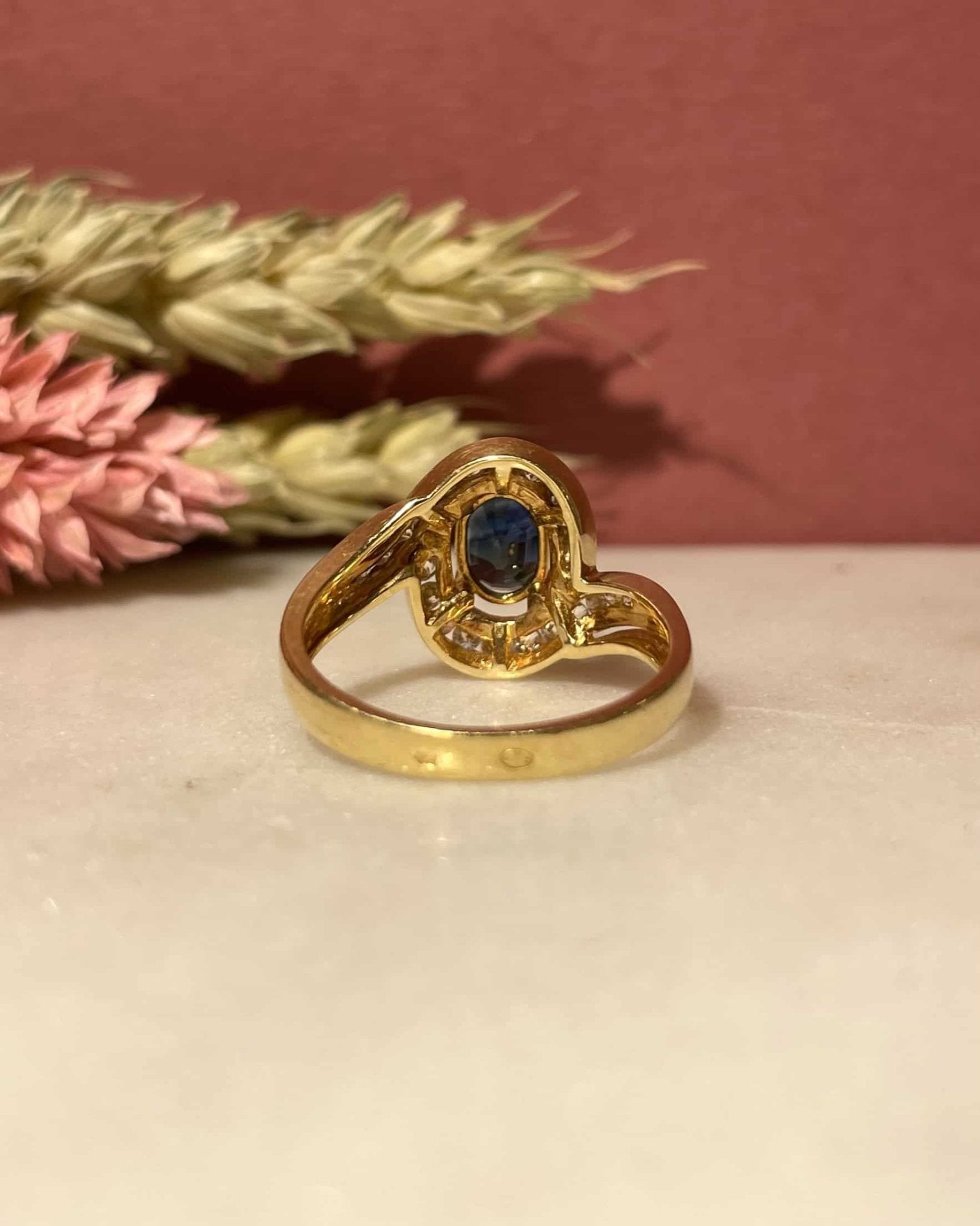 Bague Tourbillon Saphir 1 carat et Diamants "Morganne" - Elliade Paris