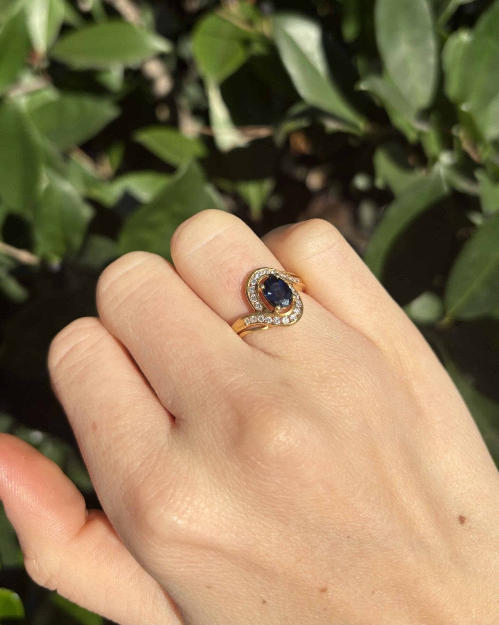 Bague Tourbillon Saphir 1 carat et Diamants "Morganne" - Elliade Paris