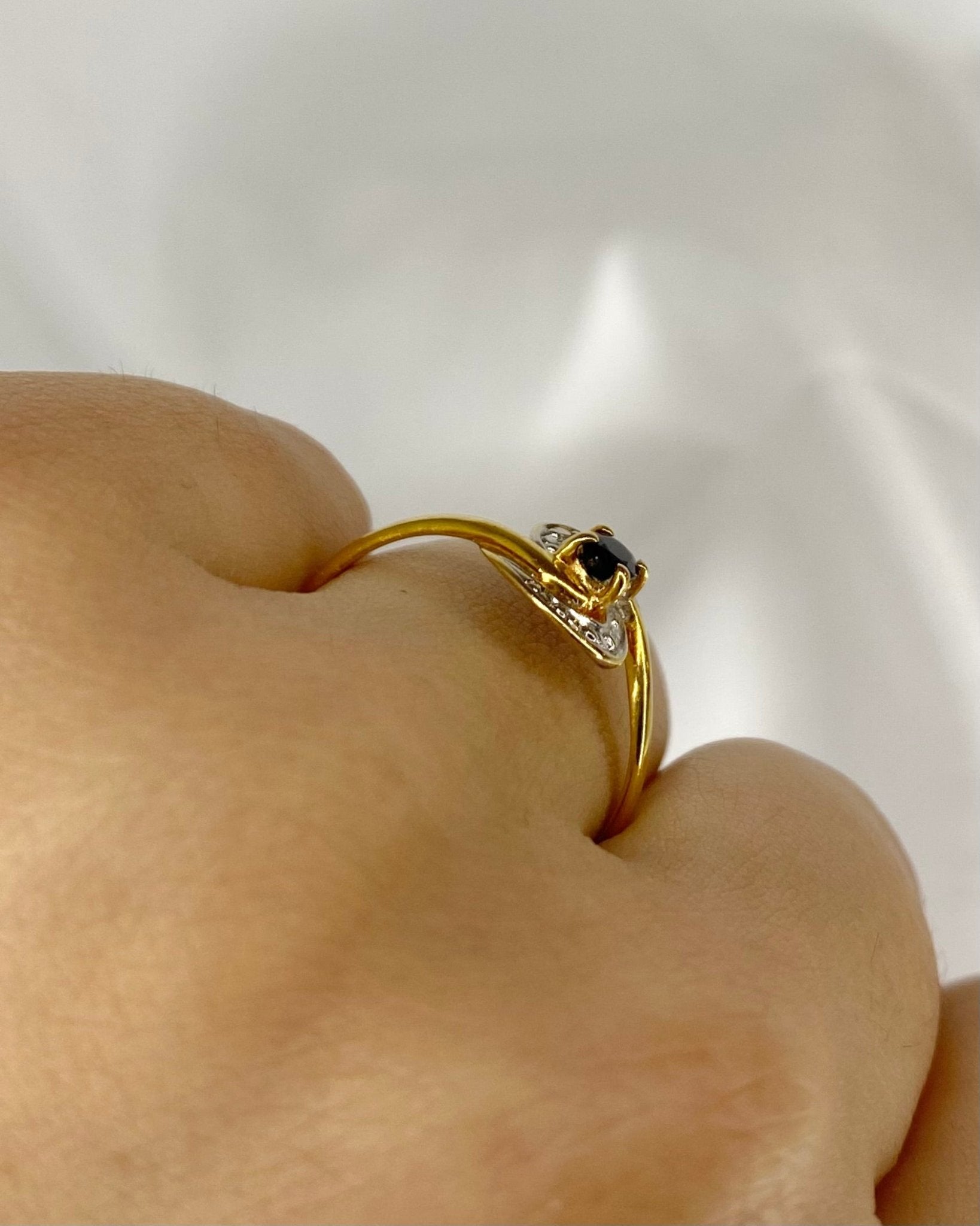 Bague Tourbillon Saphir "Lamia" - Elliade Paris