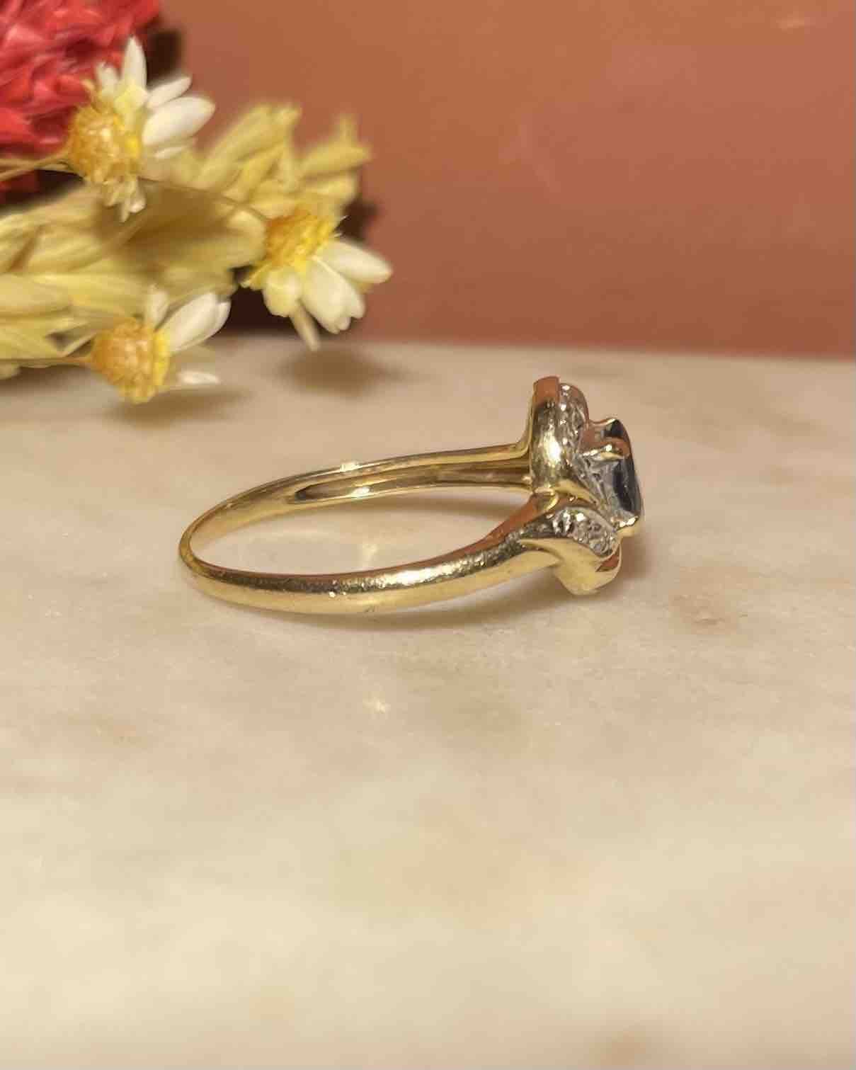 Bague Tourbillon style Art - déco Saphir et Diamants "Margot" - Elliade Paris