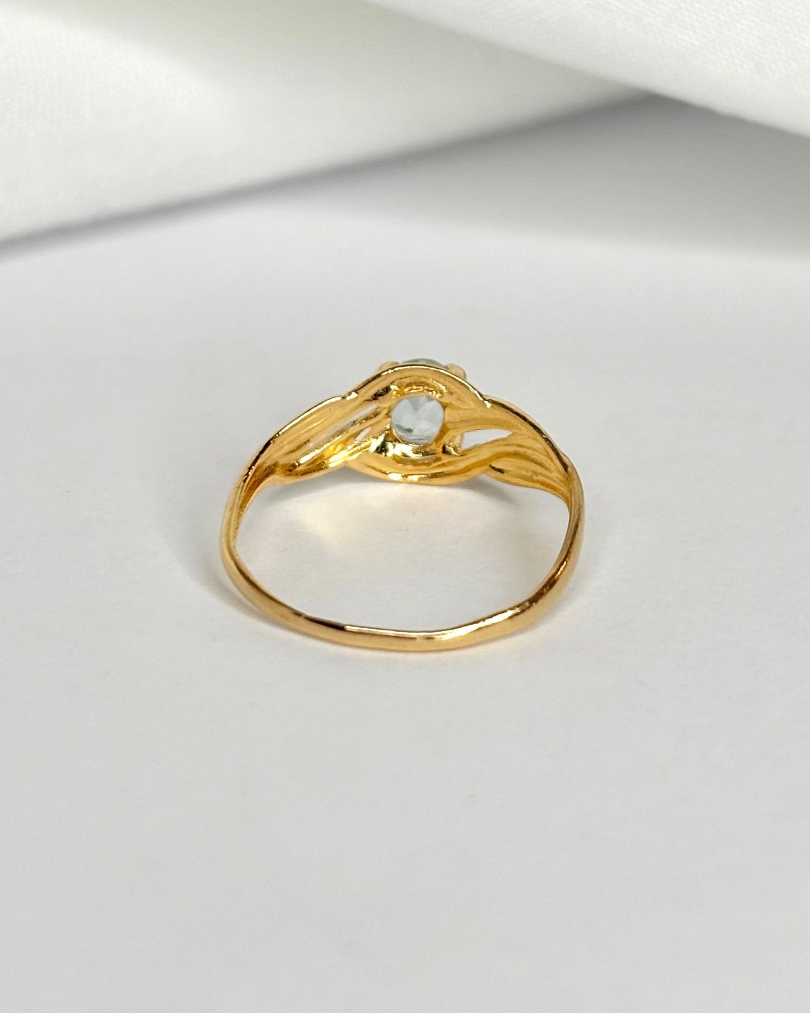 Bague Tourbillon Topaze 0.50 carat “Aynah” - Elliade Paris