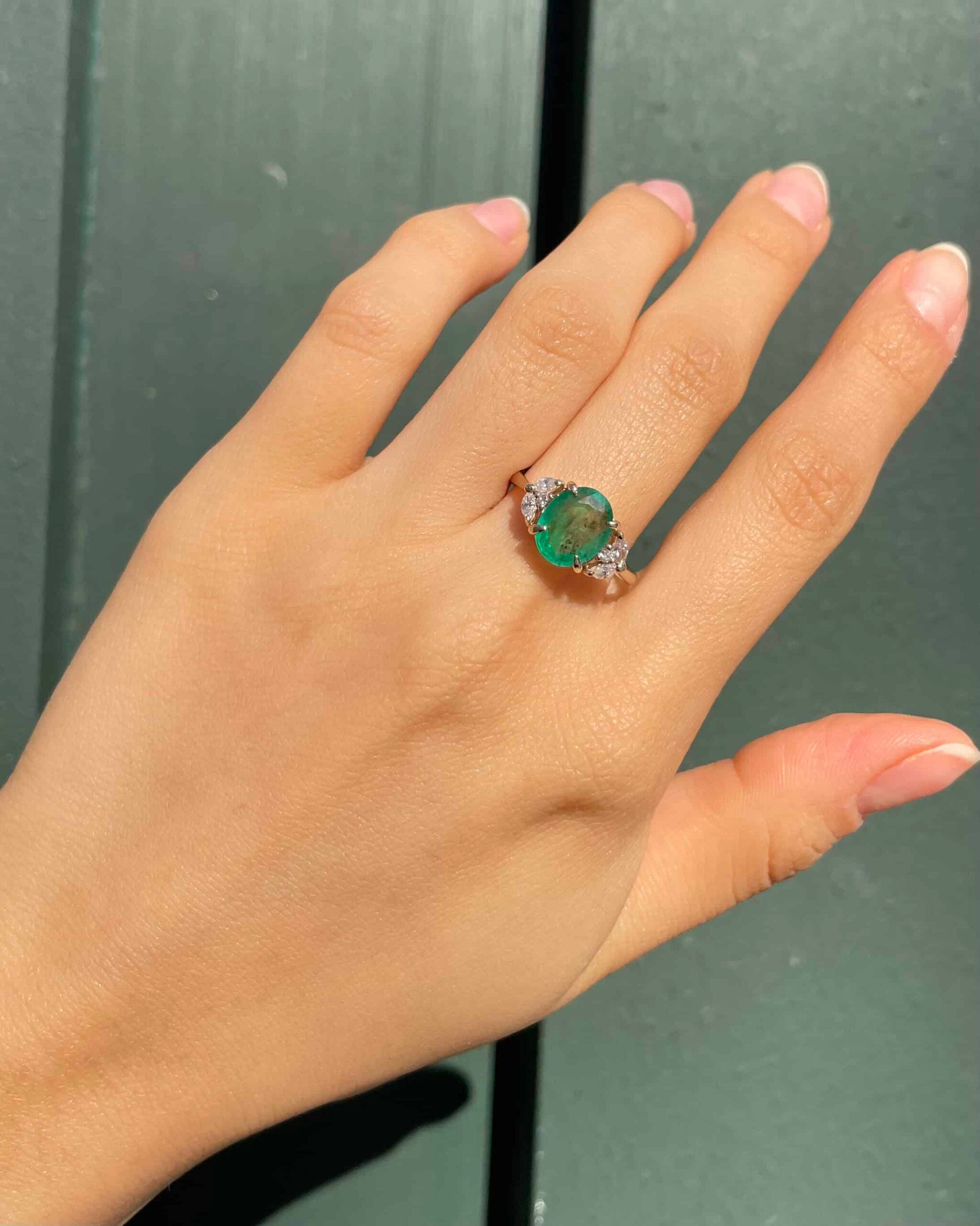Bague Trilogie Emeraude 1.20 carat & Diamants "Kaia"