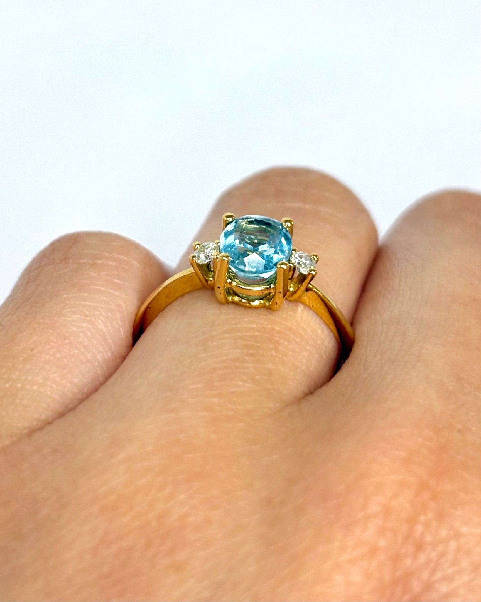 Bague Trilogie Aigue - Marine 0.95 carat & Diamants "Fiona" - Elliade Paris