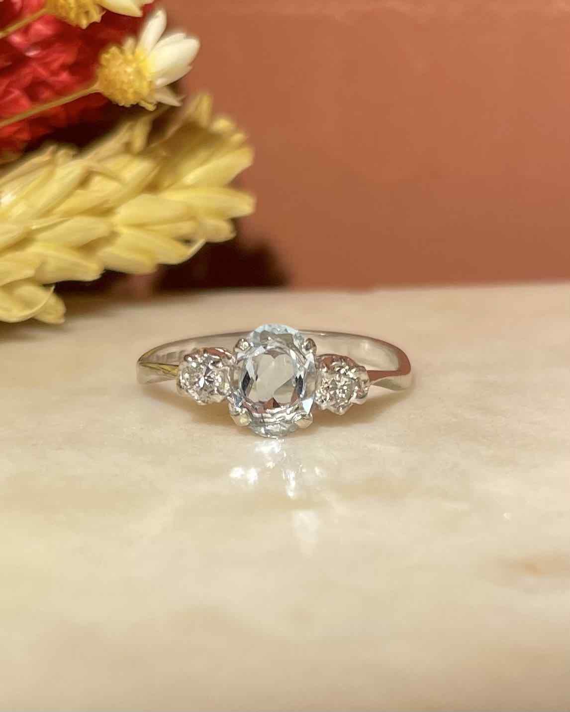Bague Trilogie Aigue - Marine & Diamants "Hanaë" - Elliade Paris