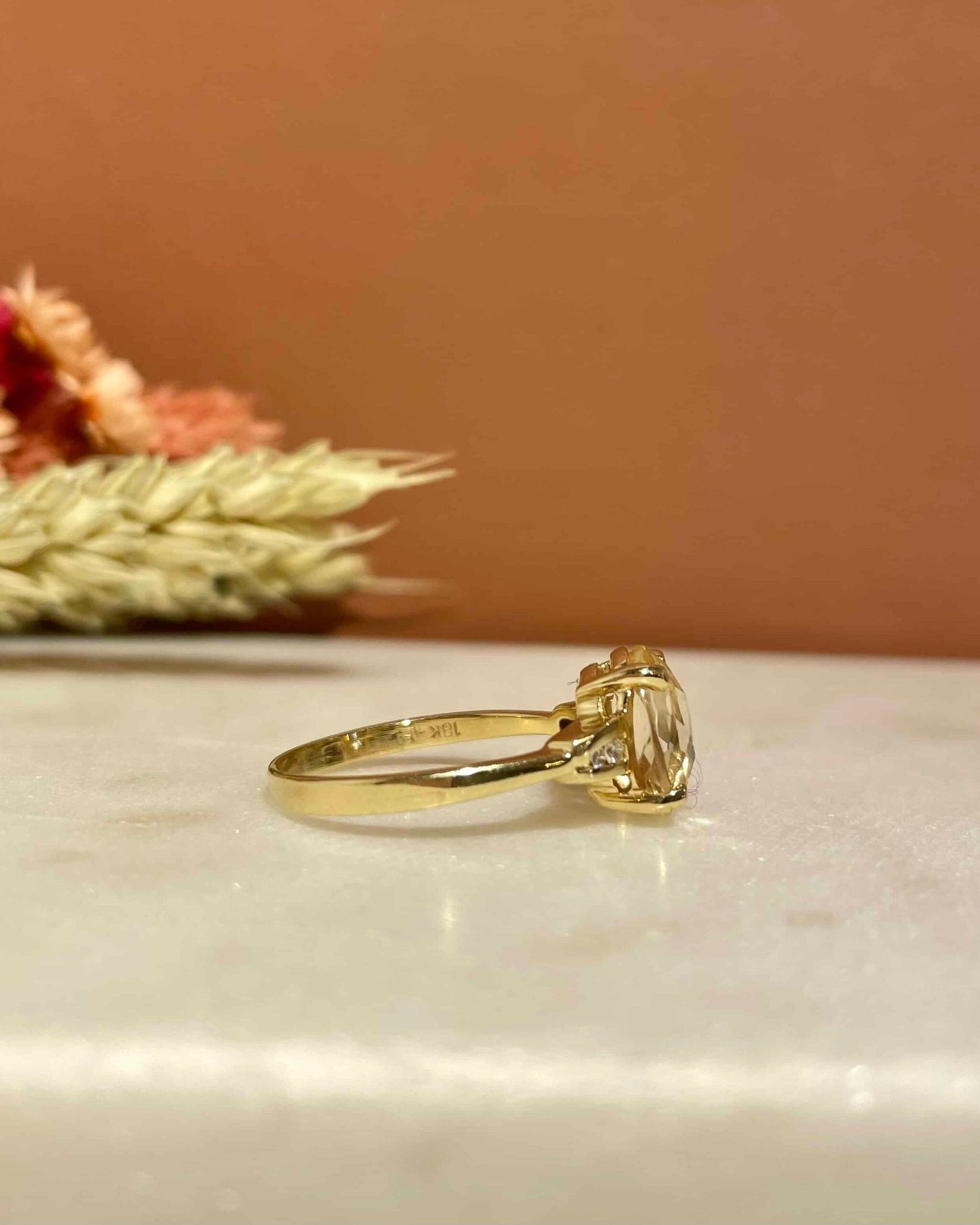 Bague Trilogie Citrine 2.15 Carats et Diamants "Livya" - Elliade Paris