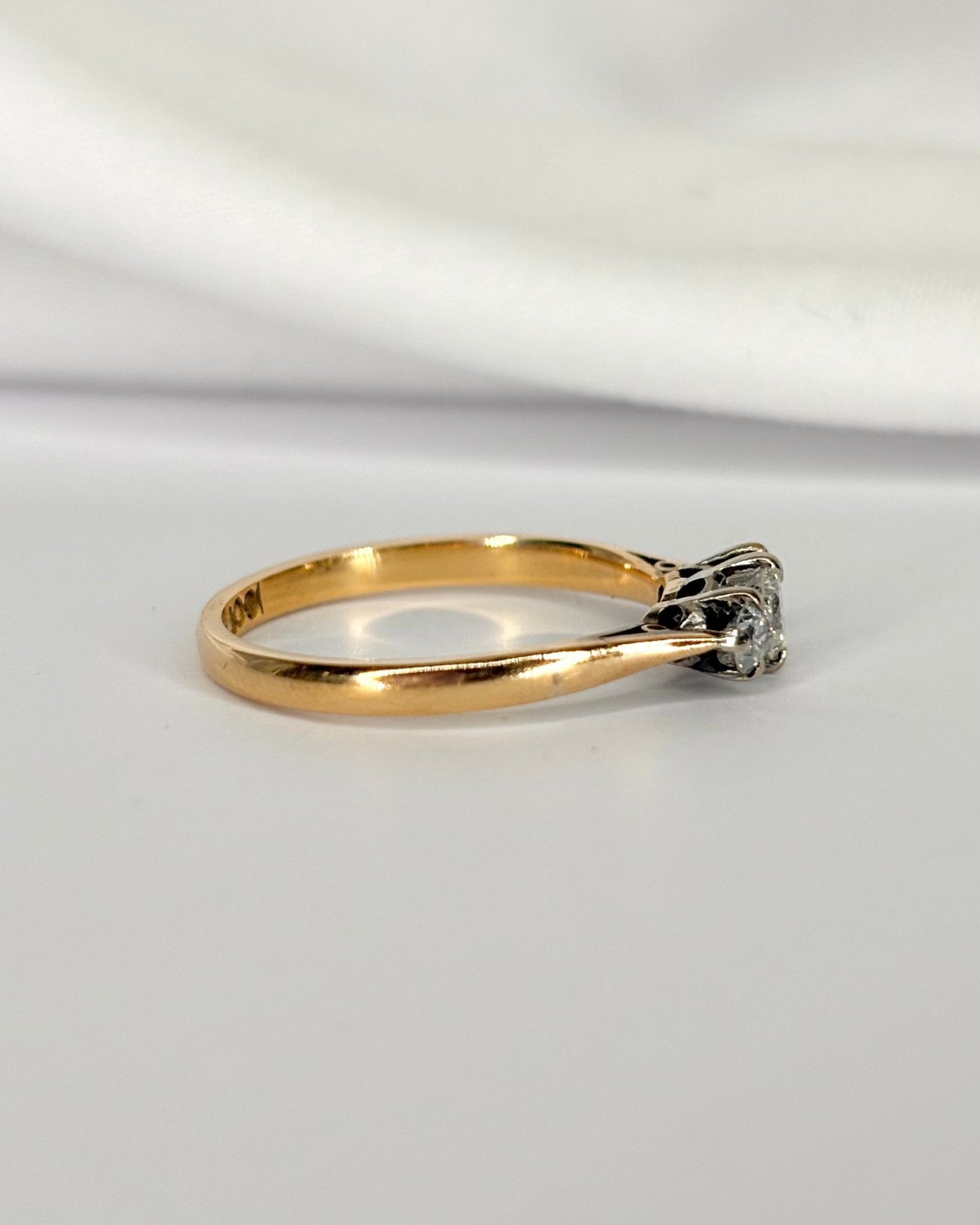 Bague Trilogie Diamants 0.37 carat "Bojanna" - Elliade Paris