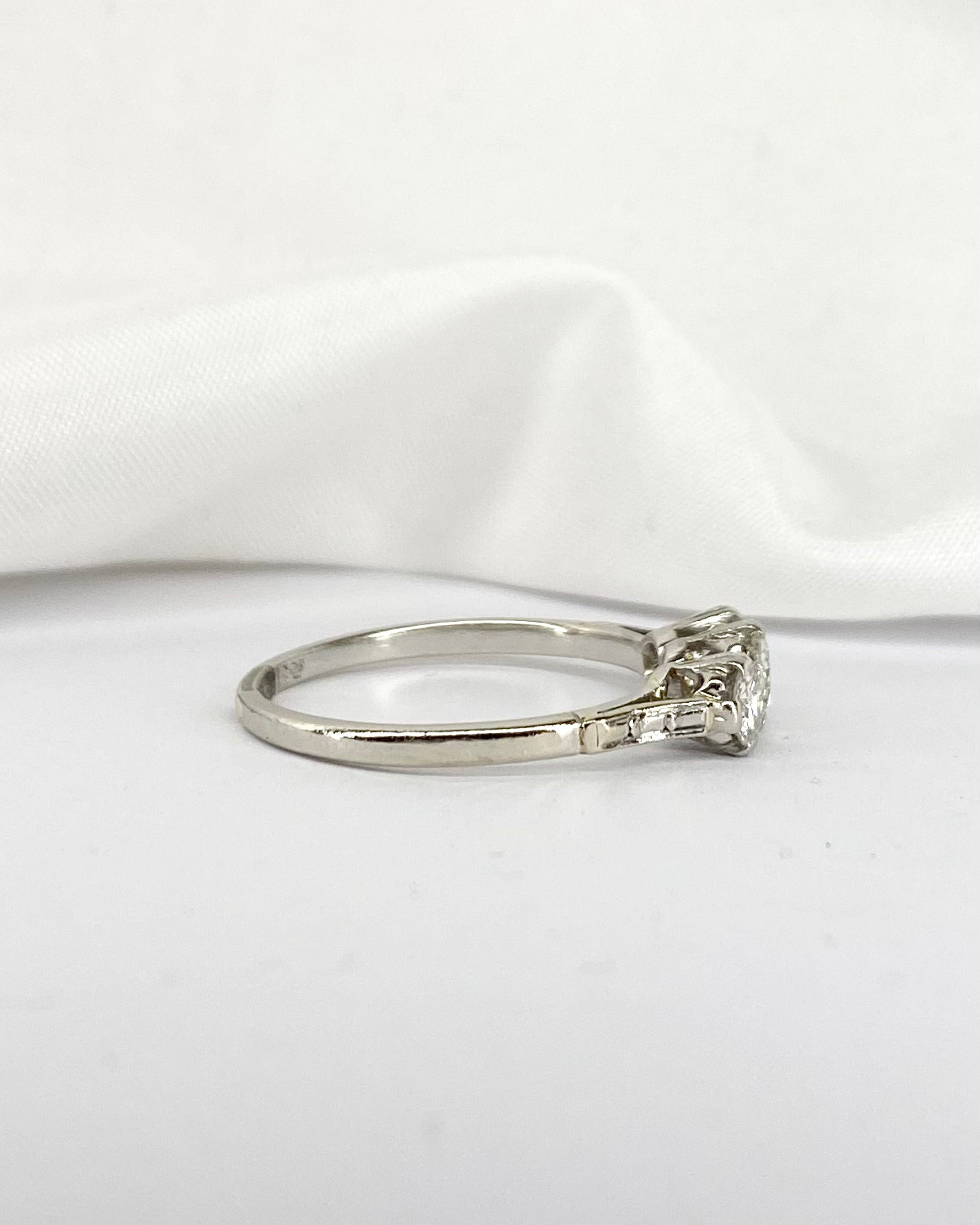 Bague Trilogie Diamants 0.72 carat "Galinda" - Elliade Paris