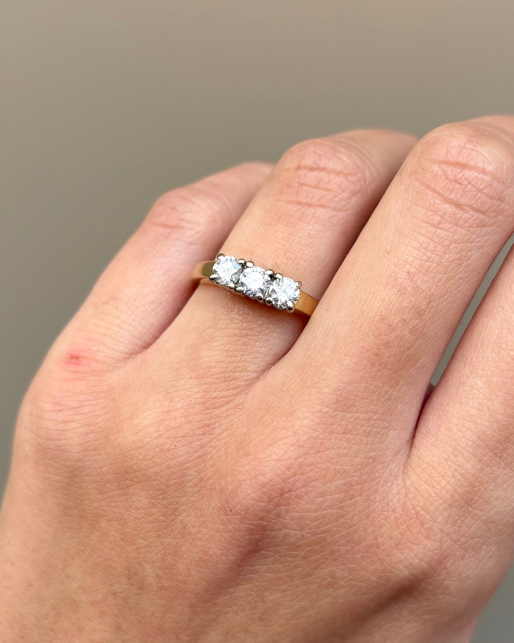 Bague Trilogie Diamants 0.75 carat "Simone" - Elliade Paris