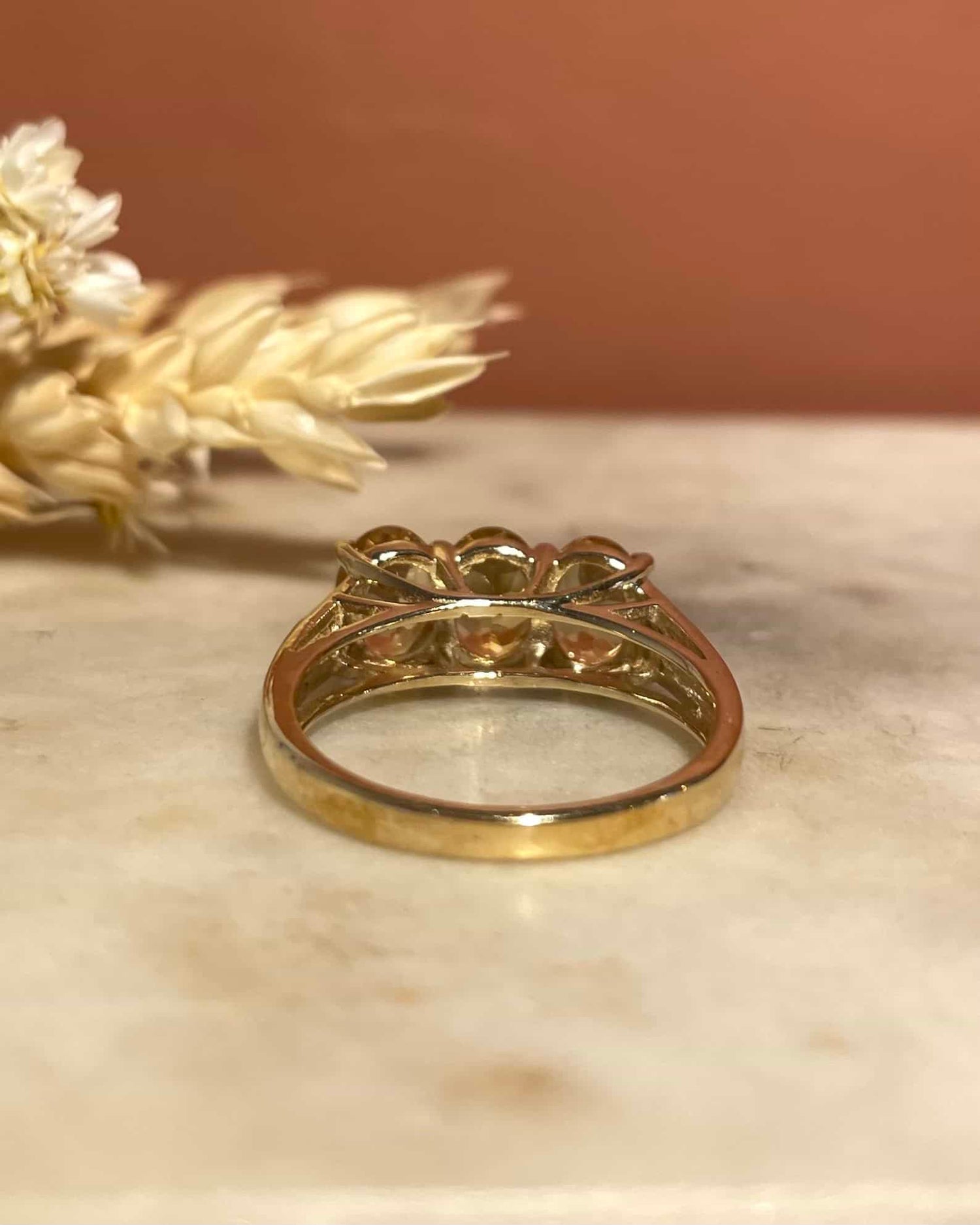 Bague Trilogie Topazes Jaunes 3 carats & Diamants "Jocelynne"