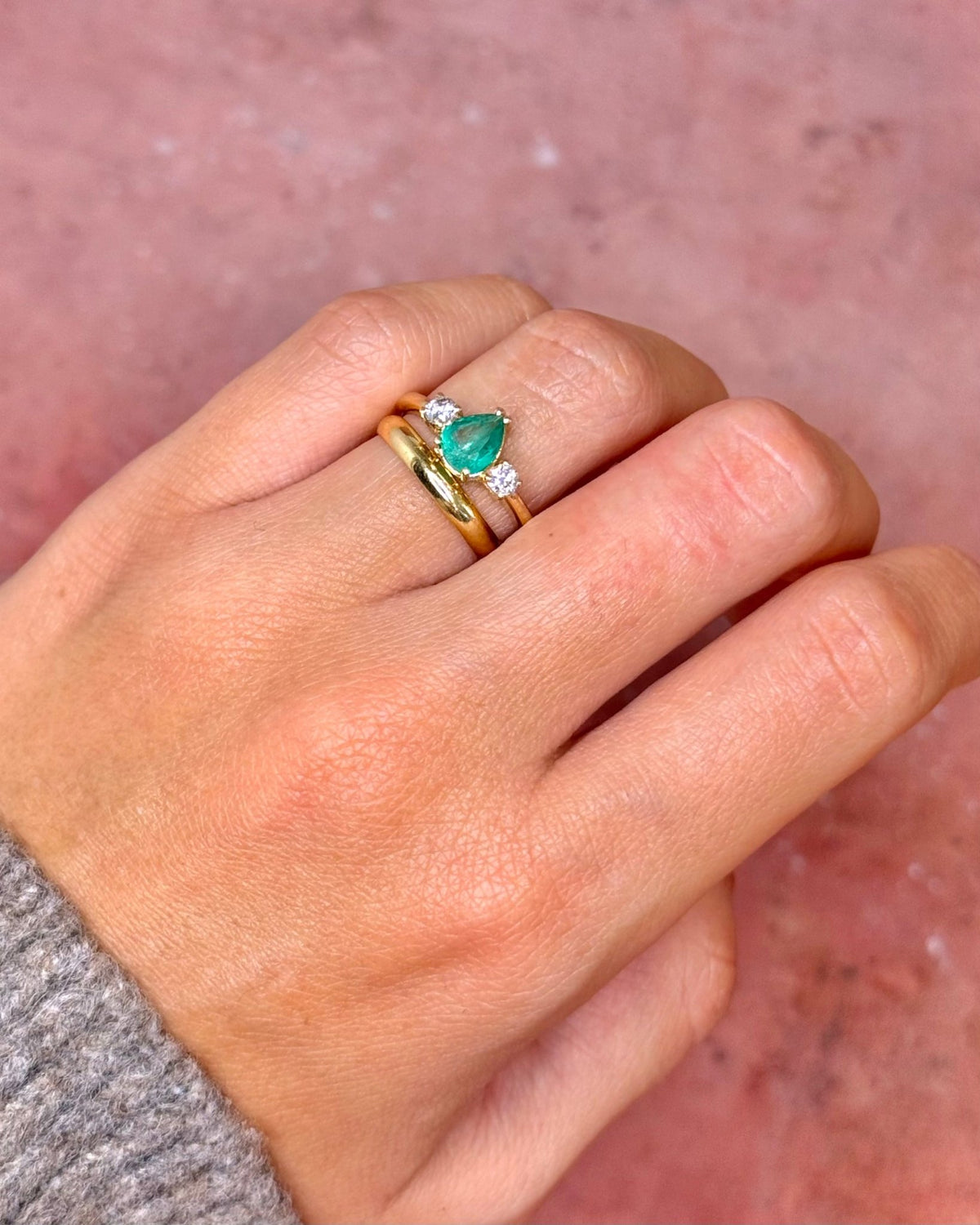 Bague Trilogie Émeraude 0.70 carat & Diamants "Camille" - Elliade Paris