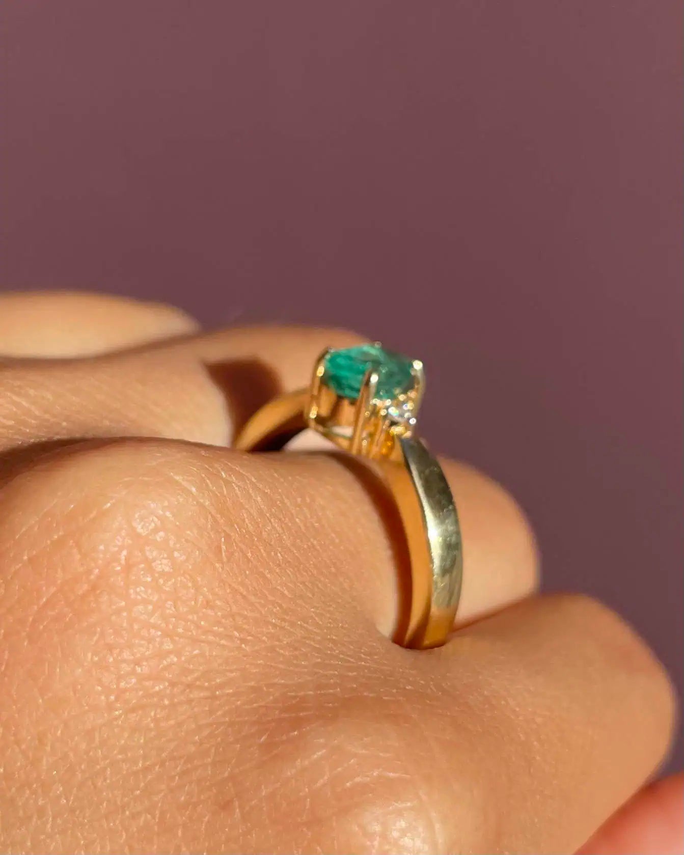 Bague Trilogie Emeraude 0.75 carat & Diamants "Adele" - Elliade Paris