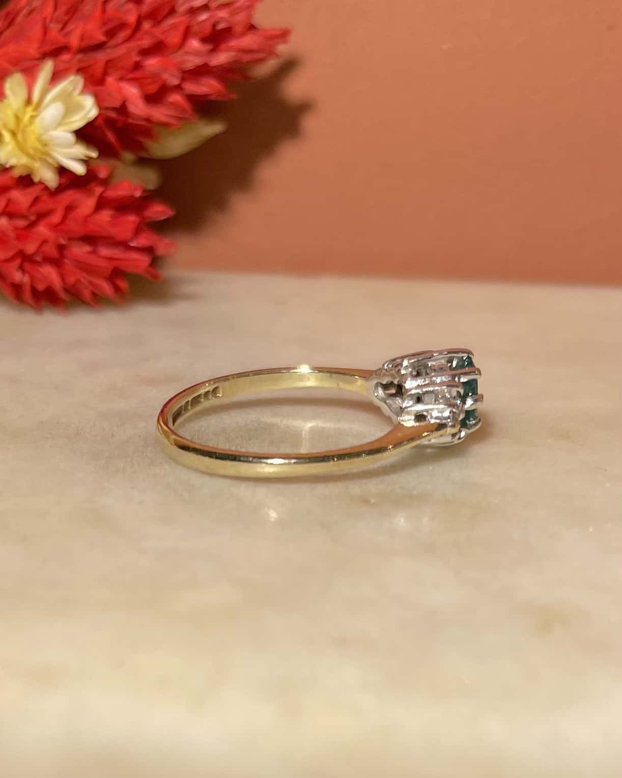 Bague Trilogie Emeraude & Diamants "Raphaëlle" - Elliade Paris