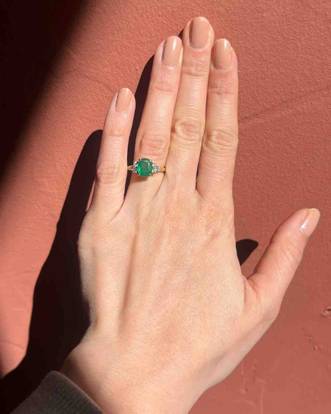 Bague Trilogie Émeraude et Diamants "Patsy" - Elliade Paris