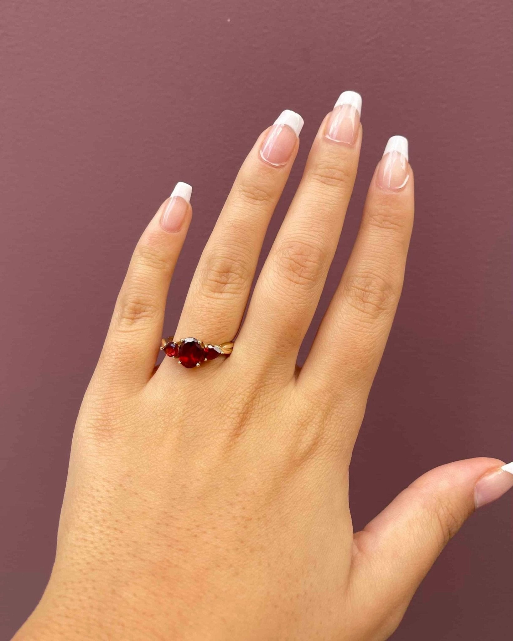 Bague Trilogie Grenats 2.20 carats "Noha" - Elliade Paris