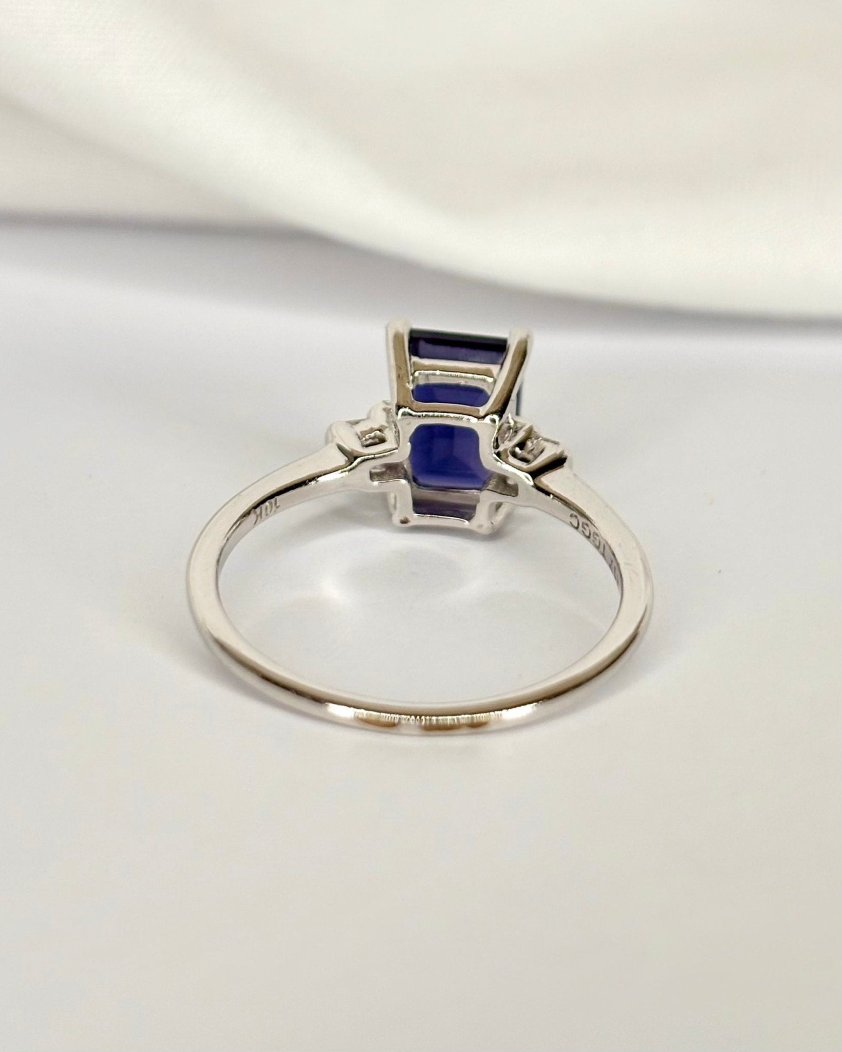Bague Trilogie Iolite 1.56 carat & Diamants "Laura" - Elliade Paris
