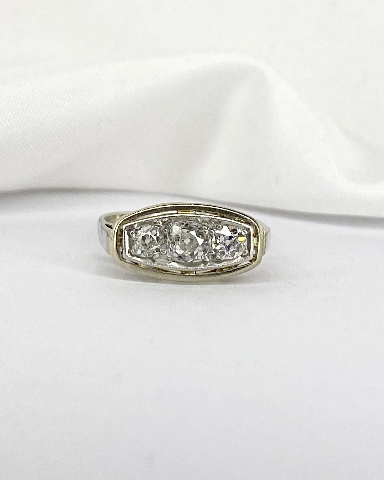 Bague Trilogie Jarretière Diamants 0.55 carat "Tina" - Elliade Paris