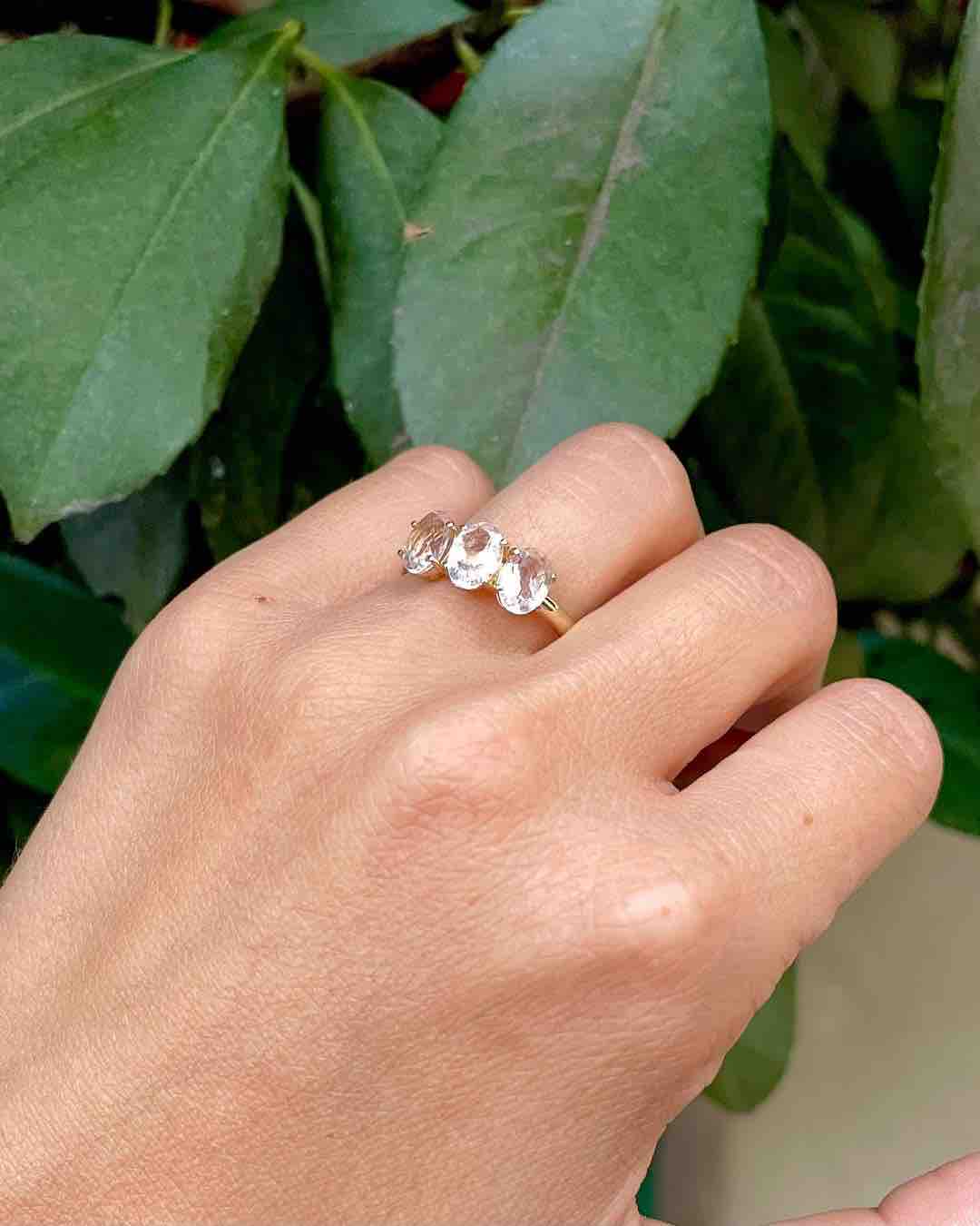 Bague Trilogie Morganites 1.80 carat "Faye" - Elliade Paris