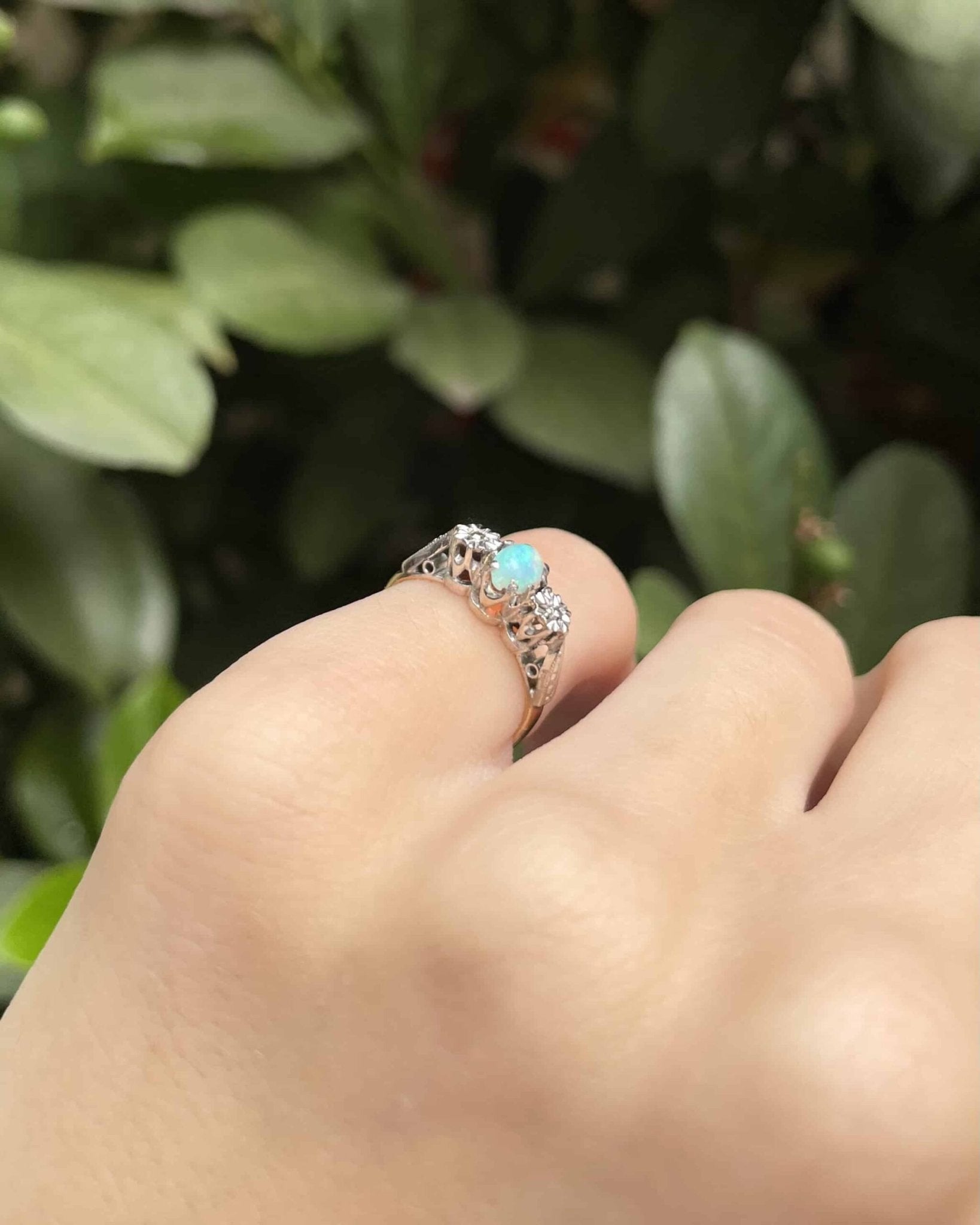 Bague Trilogie Opale & Diamants "Tanaïs" - Elliade Paris