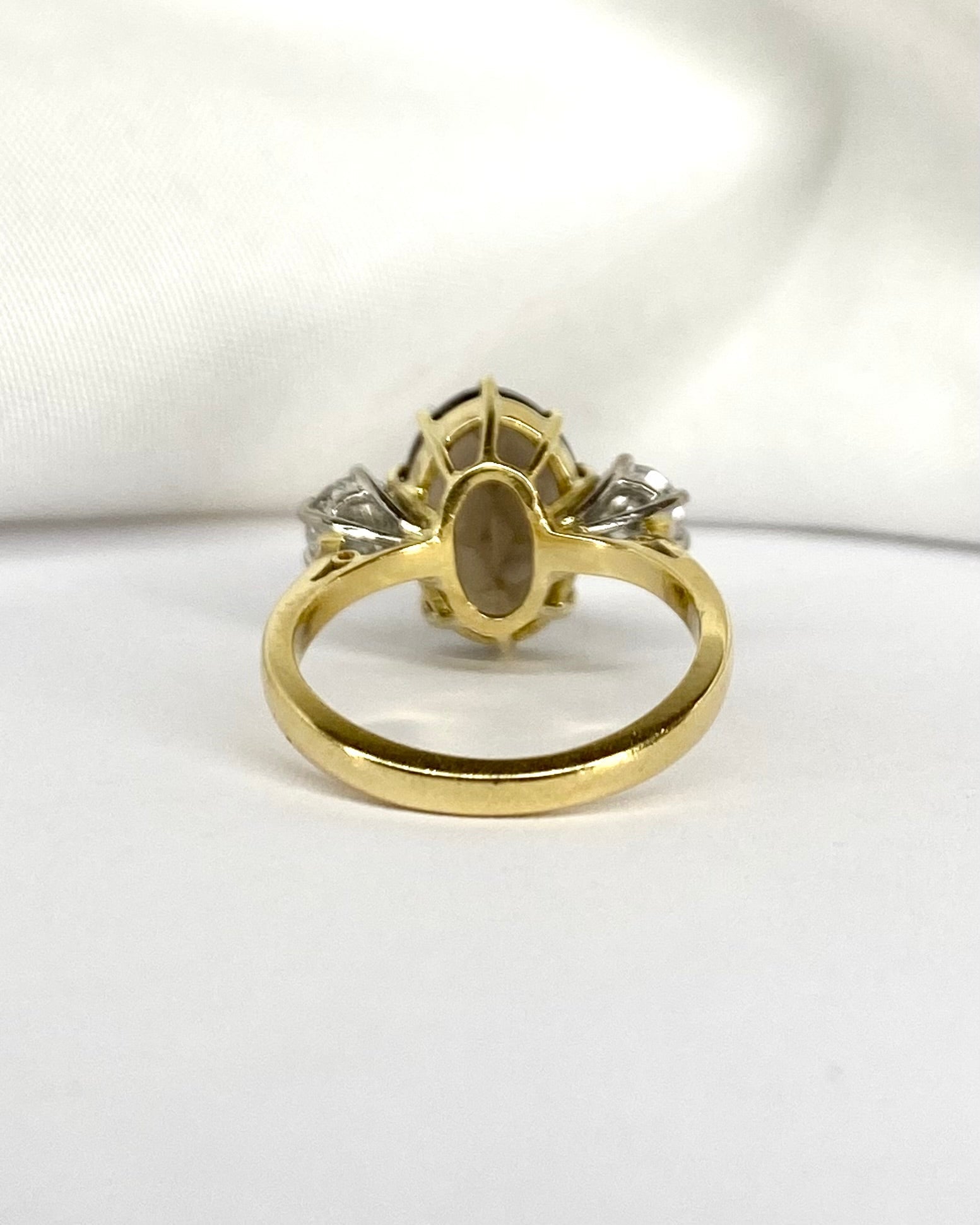 Bague Trilogie Quartz 4 carats & Diamants 0.66 carat "Lilia" - Elliade Paris