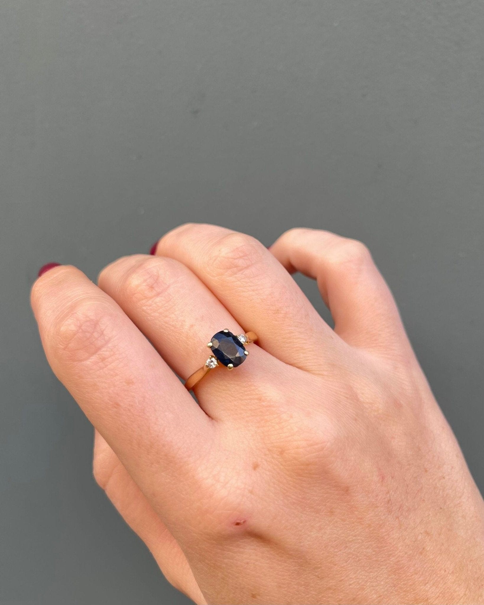 Bague Trilogie Saphir 1 carat & Diamants "Emmanuelle" - Elliade Paris