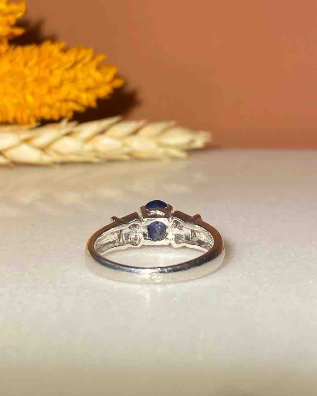 Bague Trilogie Saphir 1 carat & Diamants "Ghita" - Elliade Paris