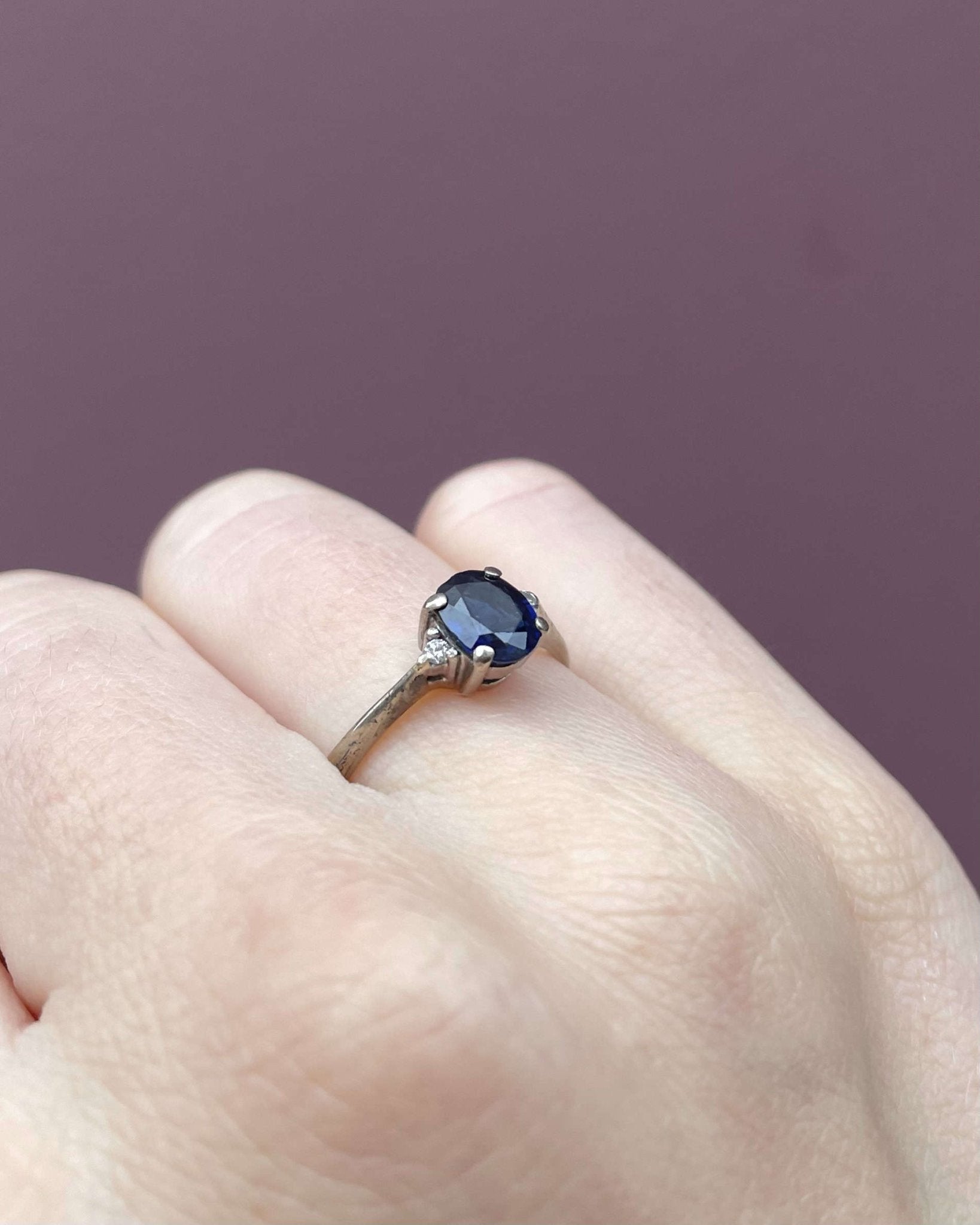 Bague Trilogie Saphir 1.10 carat & Diamants "Loralie" - Elliade Paris