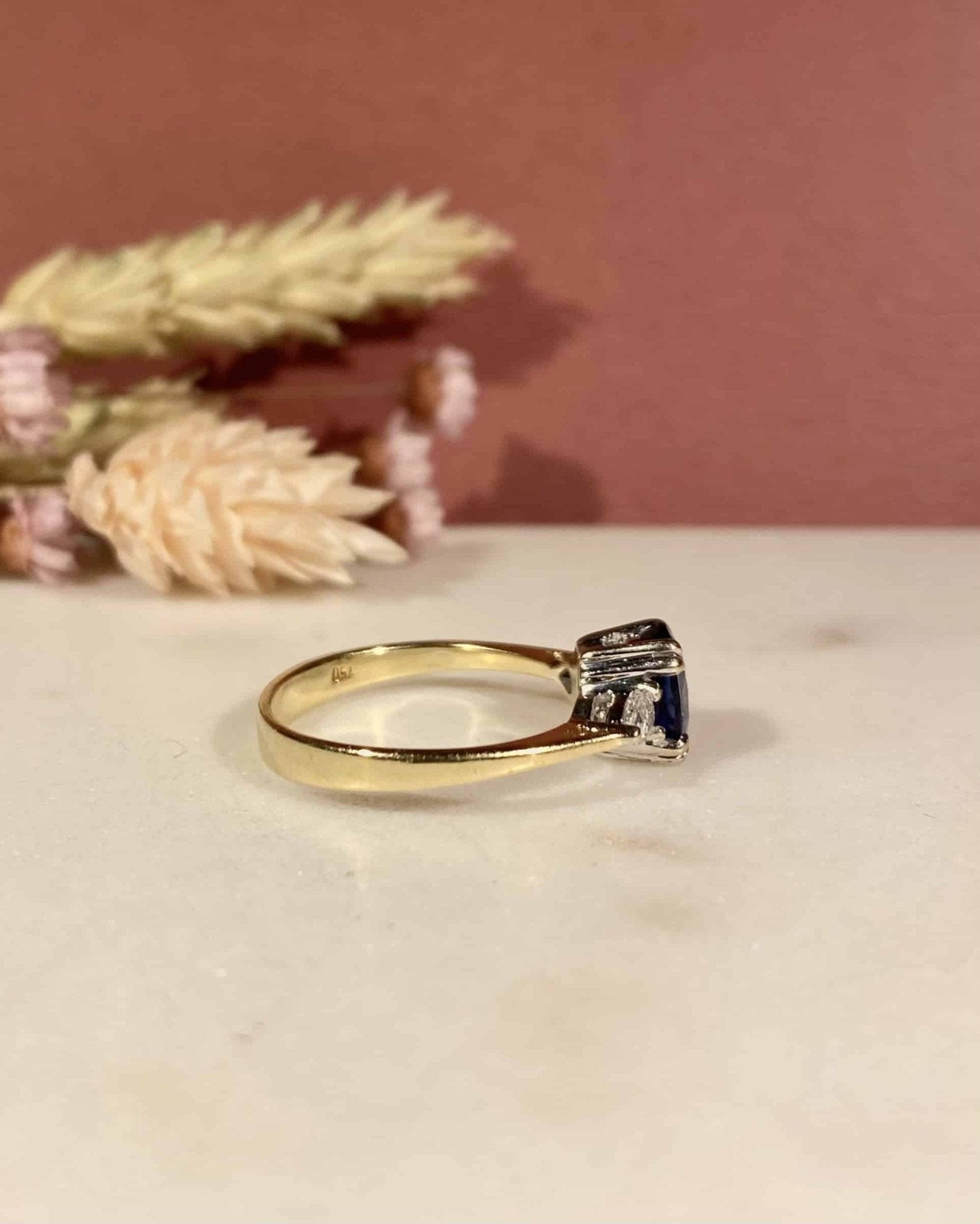 Bague Trilogie Saphir 1.10 carat & Diamants "Symphony" - Elliade Paris