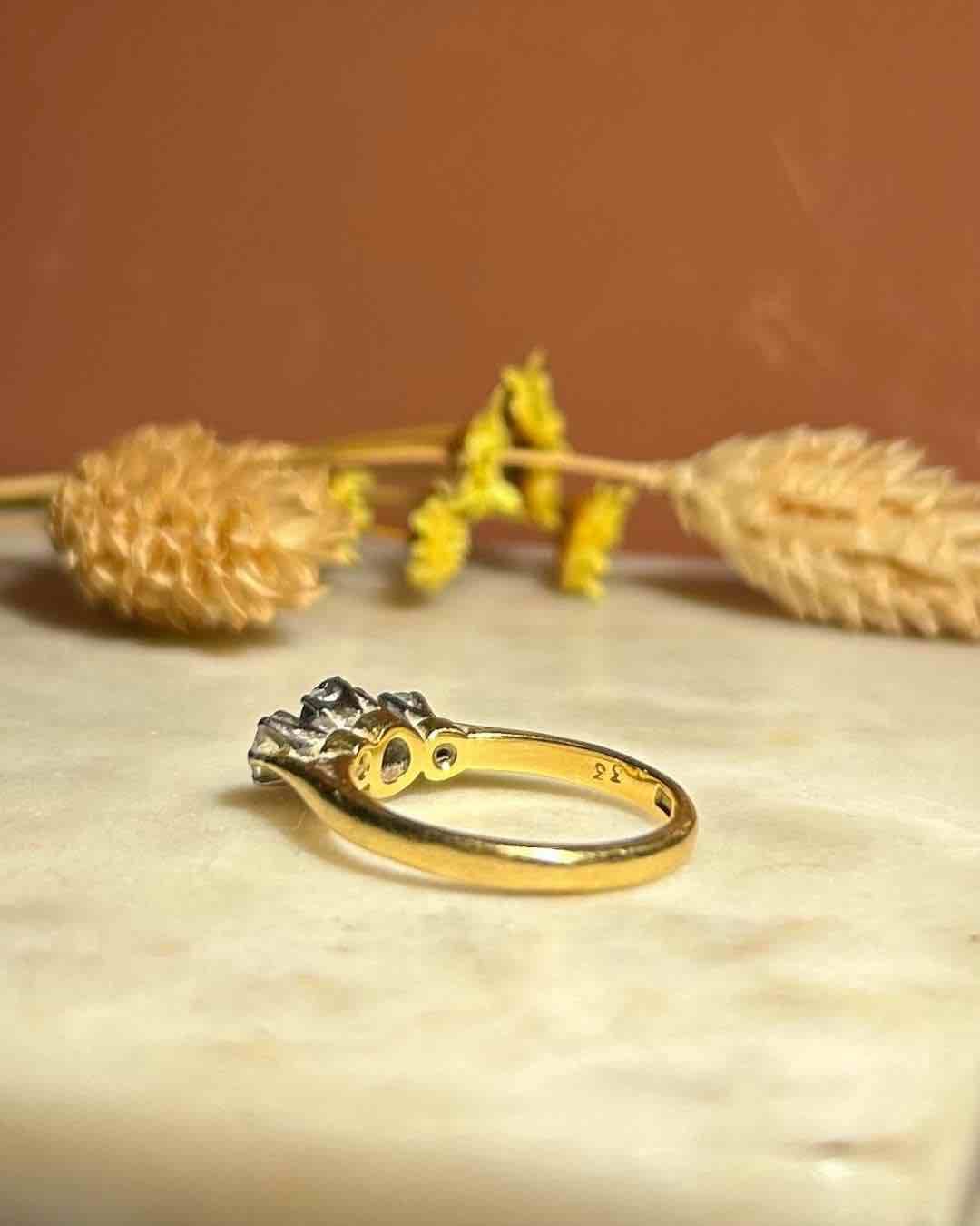 Bague trilogie Saphir et Diamants "Perrine" - Elliade Paris