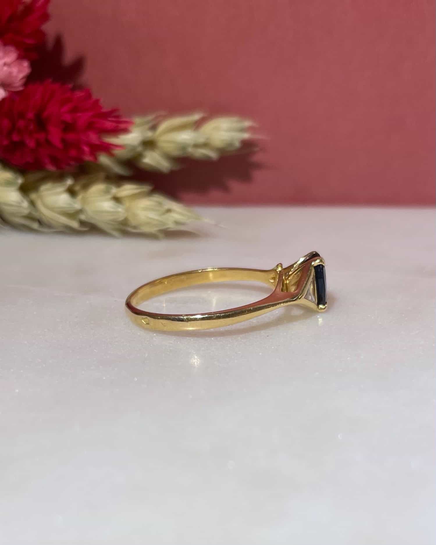 Bague Trilogie Saphir Un carat & Diamants "Maéla" - Elliade Paris
