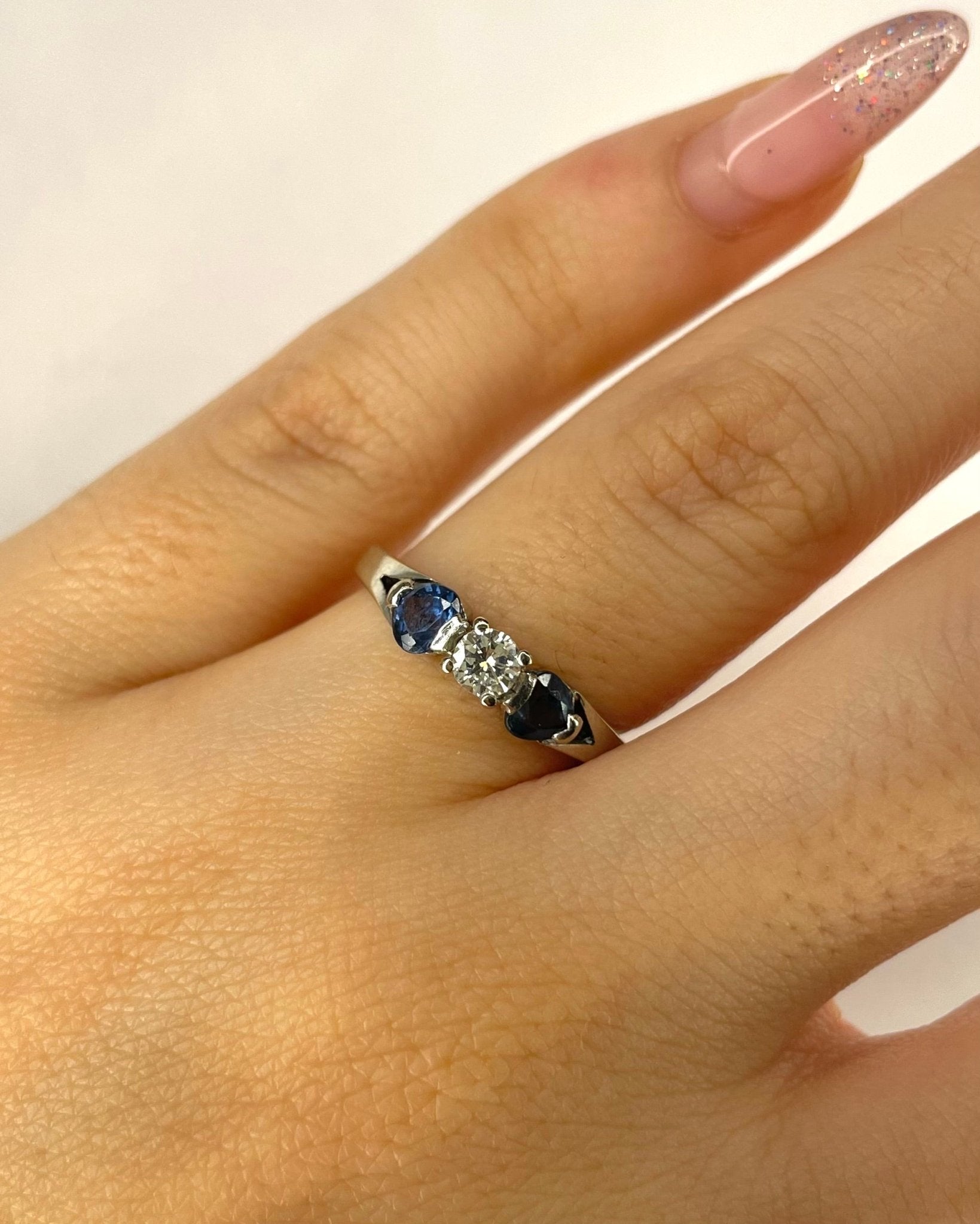 Bague Trilogie Saphirs poires & Diamant "Mélissa" - Elliade Paris